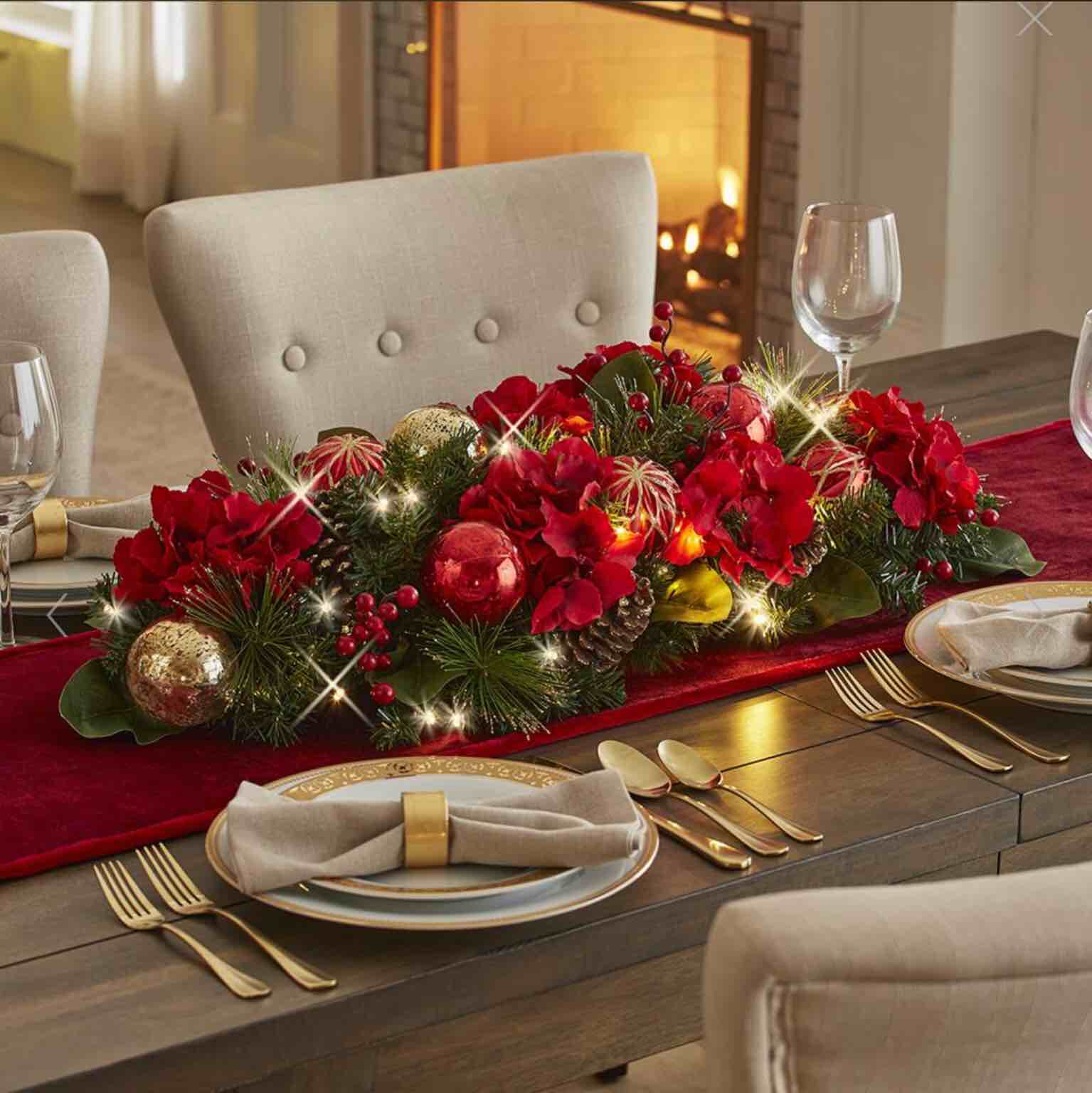The Cordless Illuminated Shimmering Centerpiece