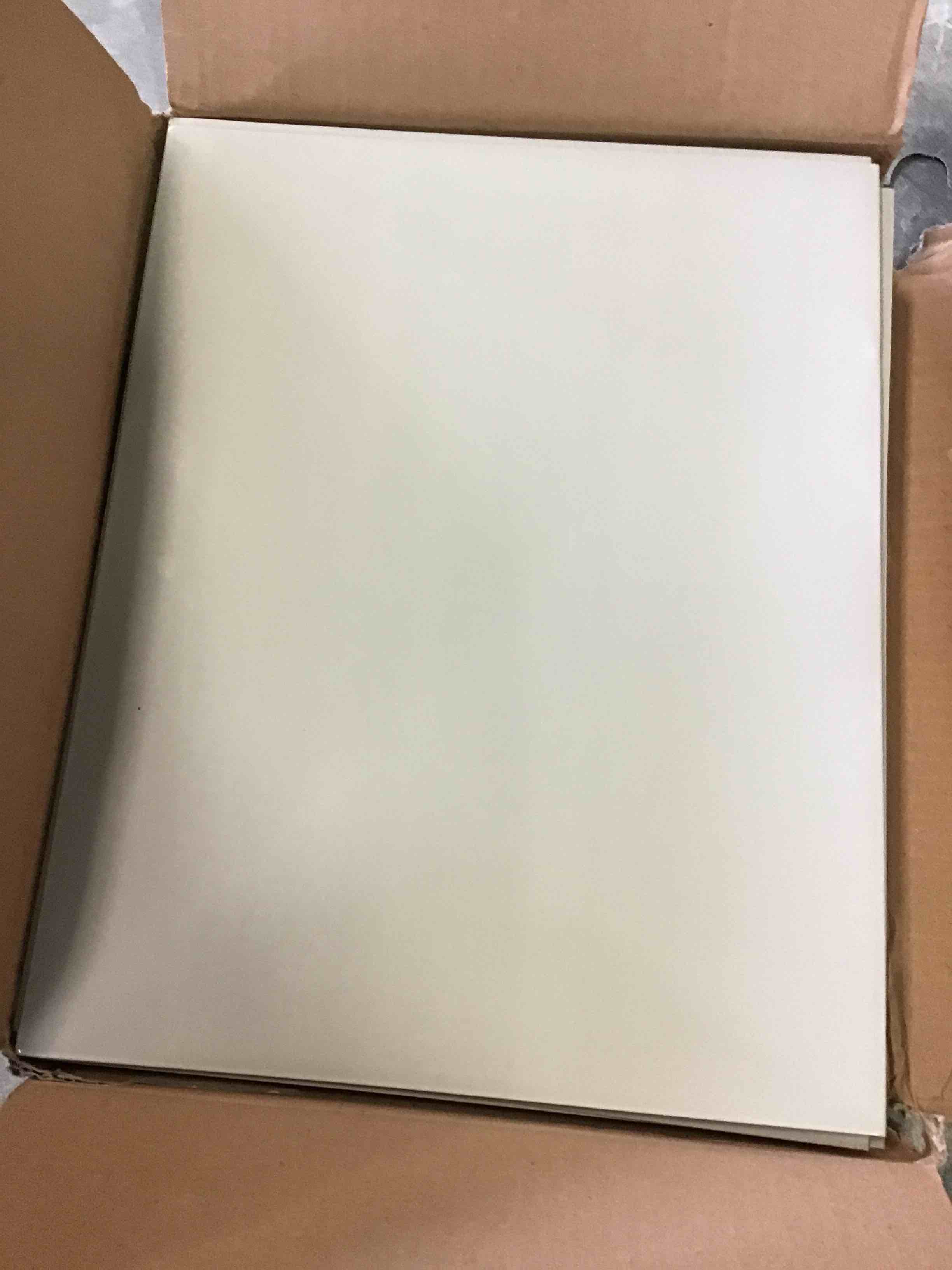 https://s3.amazonaws.com/lotting-images-prod/bidfta/GRN4441596_1689771915570.jpeg
