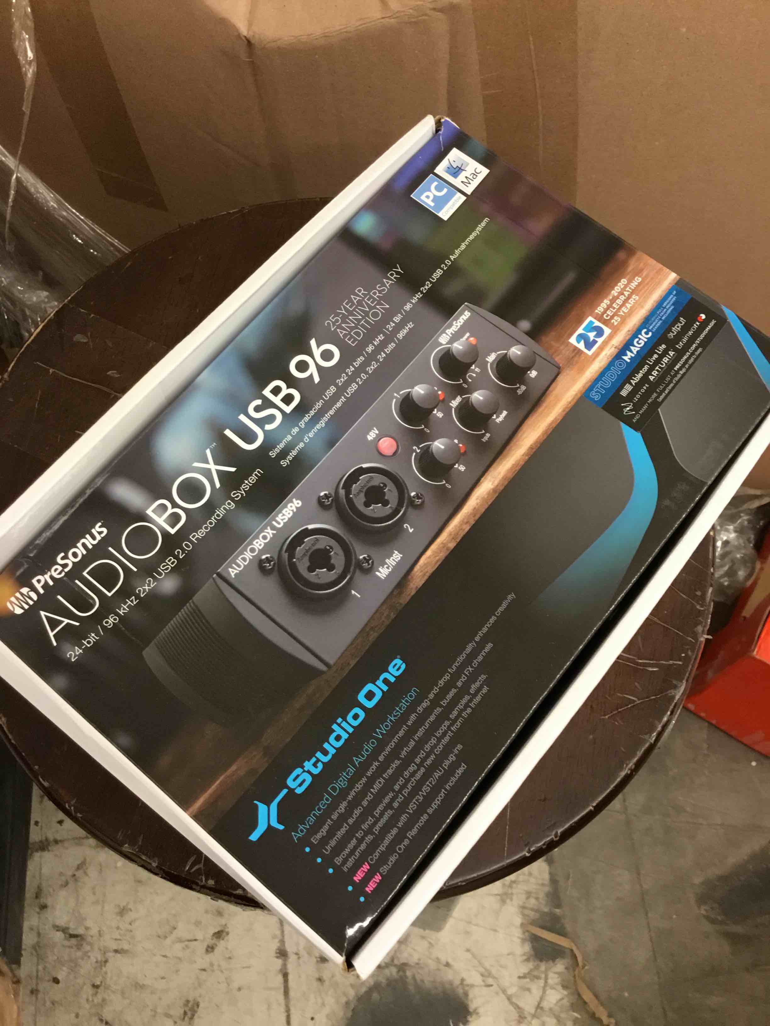 https://s3.amazonaws.com/lotting-images-prod/bidfta/GRN4453048_1685645128082.jpeg