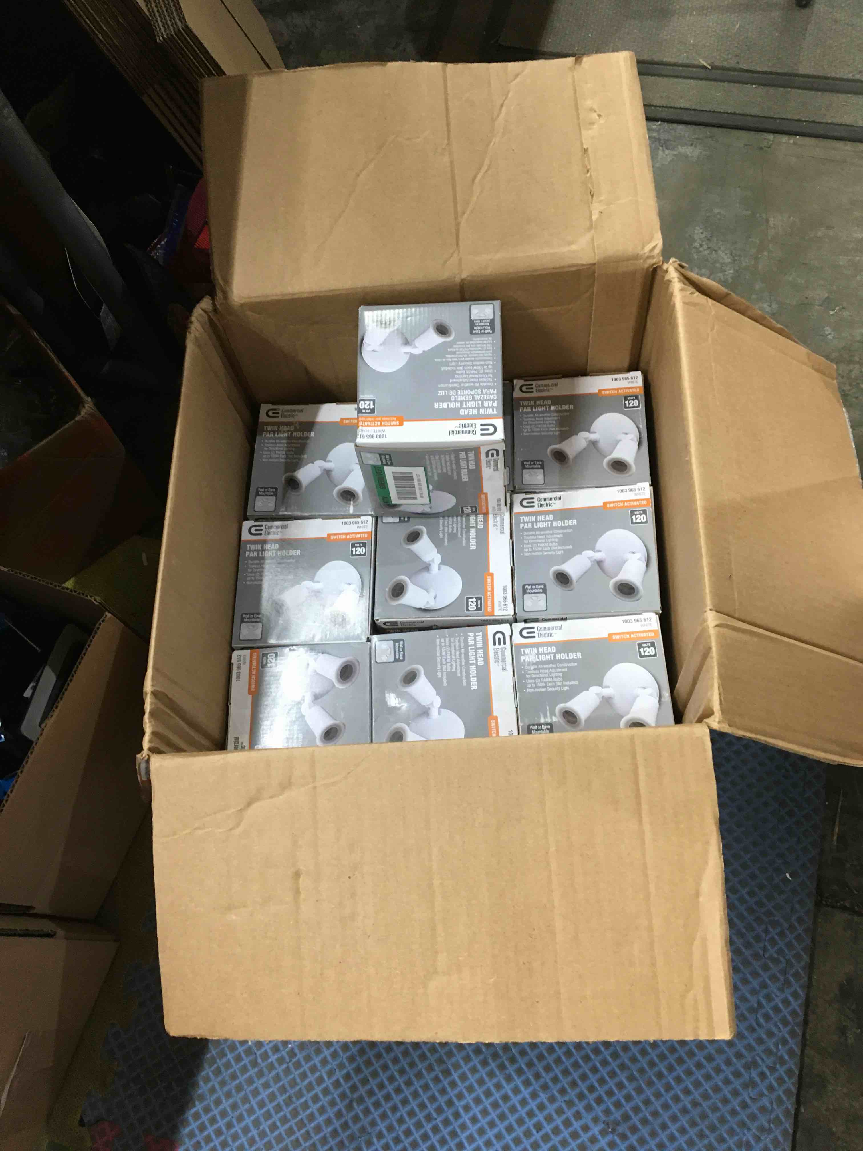 https://s3.amazonaws.com/lotting-images-prod/bidfta/GRN4469380_1690288765845.jpeg