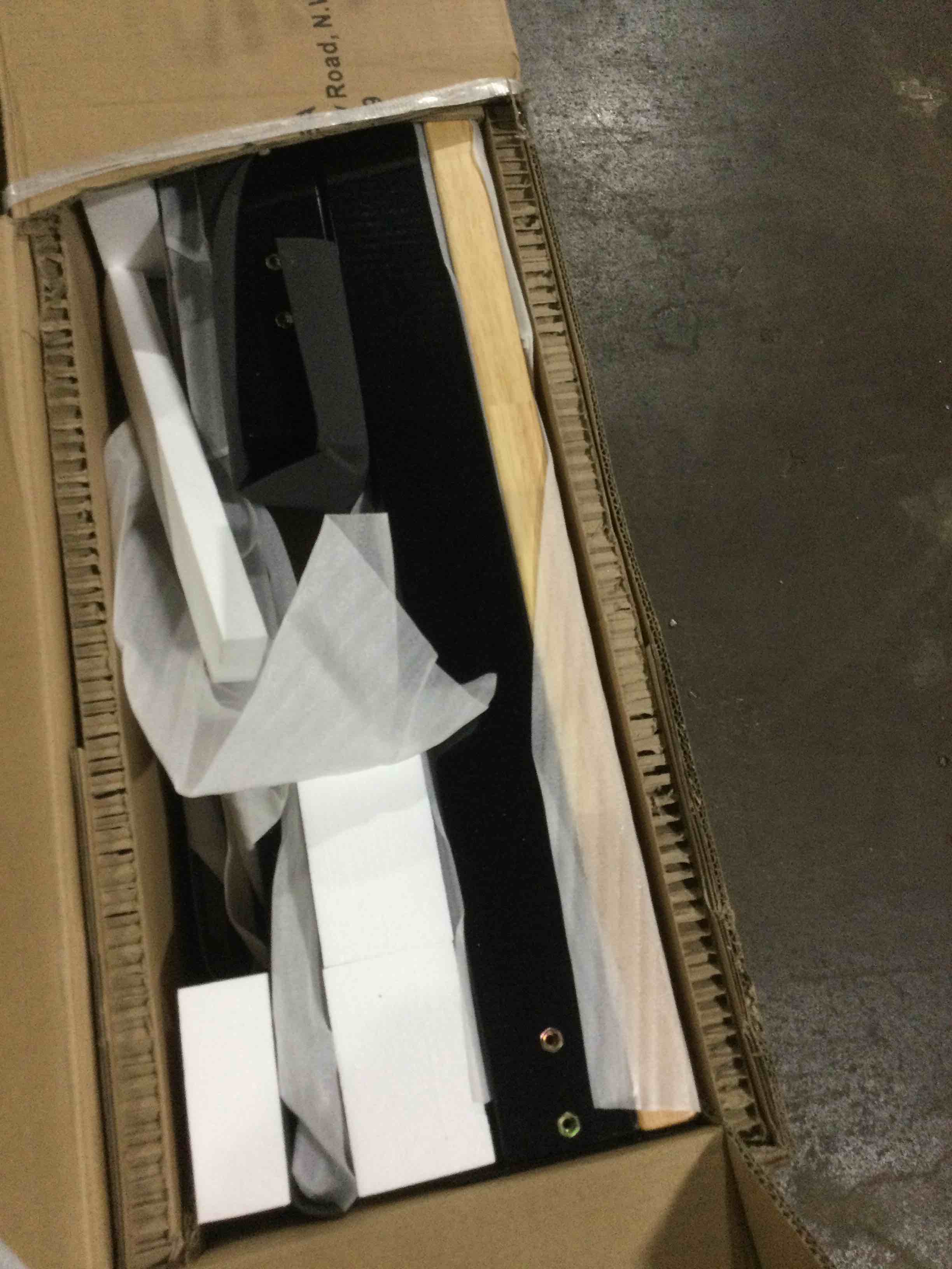 https://s3.amazonaws.com/lotting-images-prod/bidfta/GRN4516962_1680787539347.jpeg