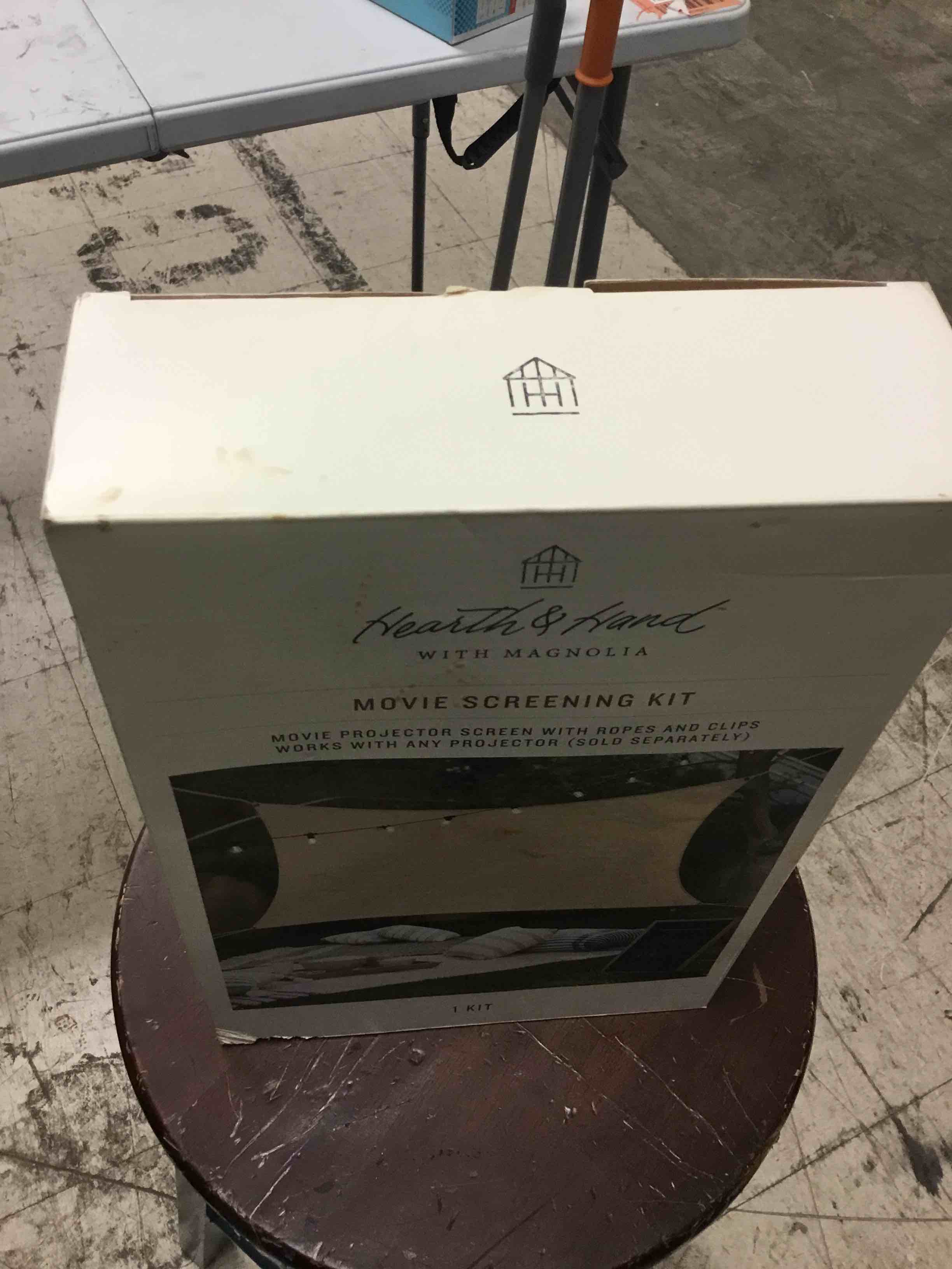 https://s3.amazonaws.com/lotting-images-prod/bidfta/GRN4520946_1696605050915.jpeg