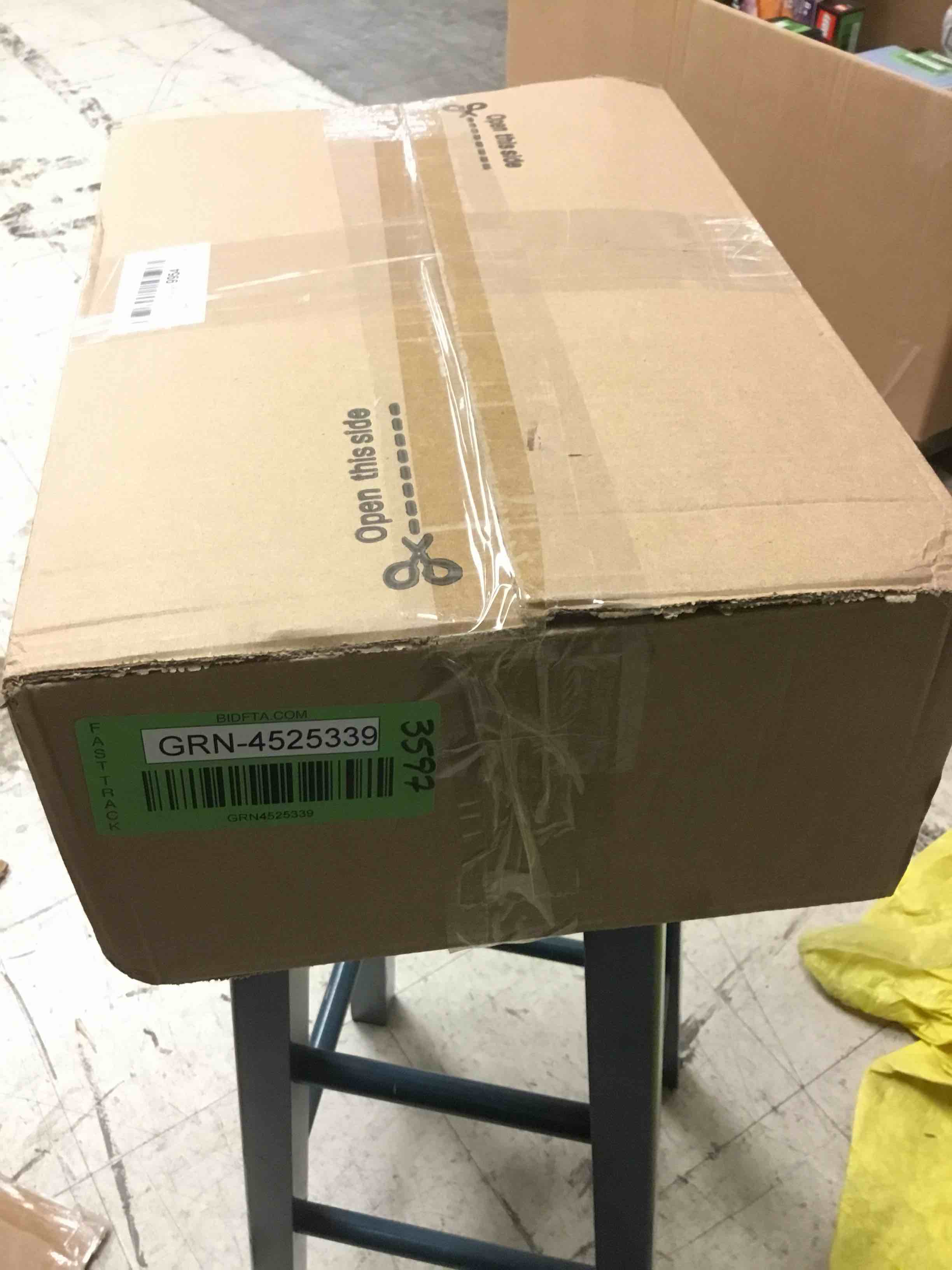 https://s3.amazonaws.com/lotting-images-prod/bidfta/GRN4525339_1691785232328.jpeg