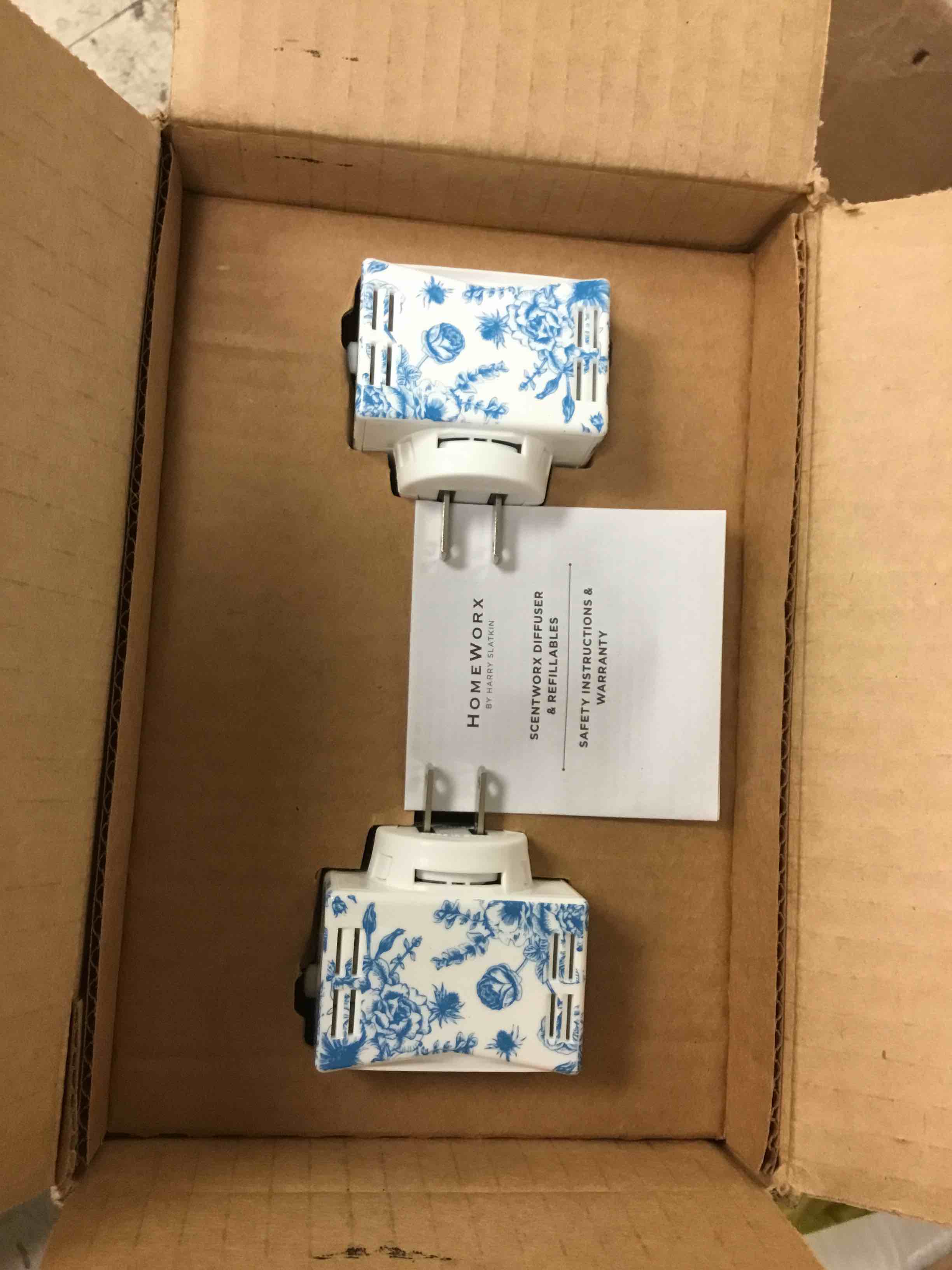 https://s3.amazonaws.com/lotting-images-prod/bidfta/GRN4525344_1692016577792.jpeg