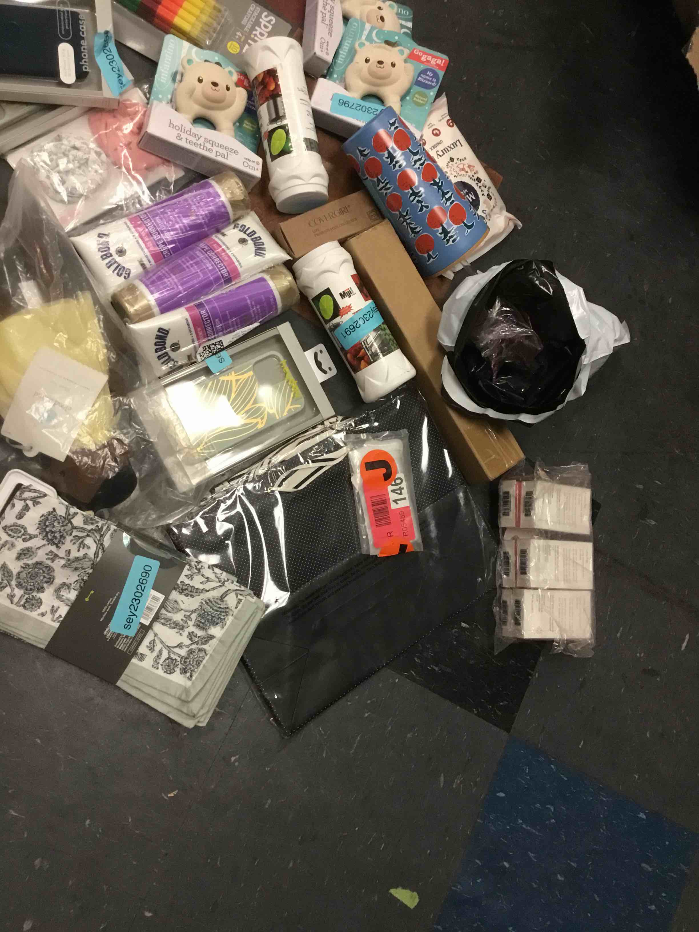 assorted miscellaneous items 