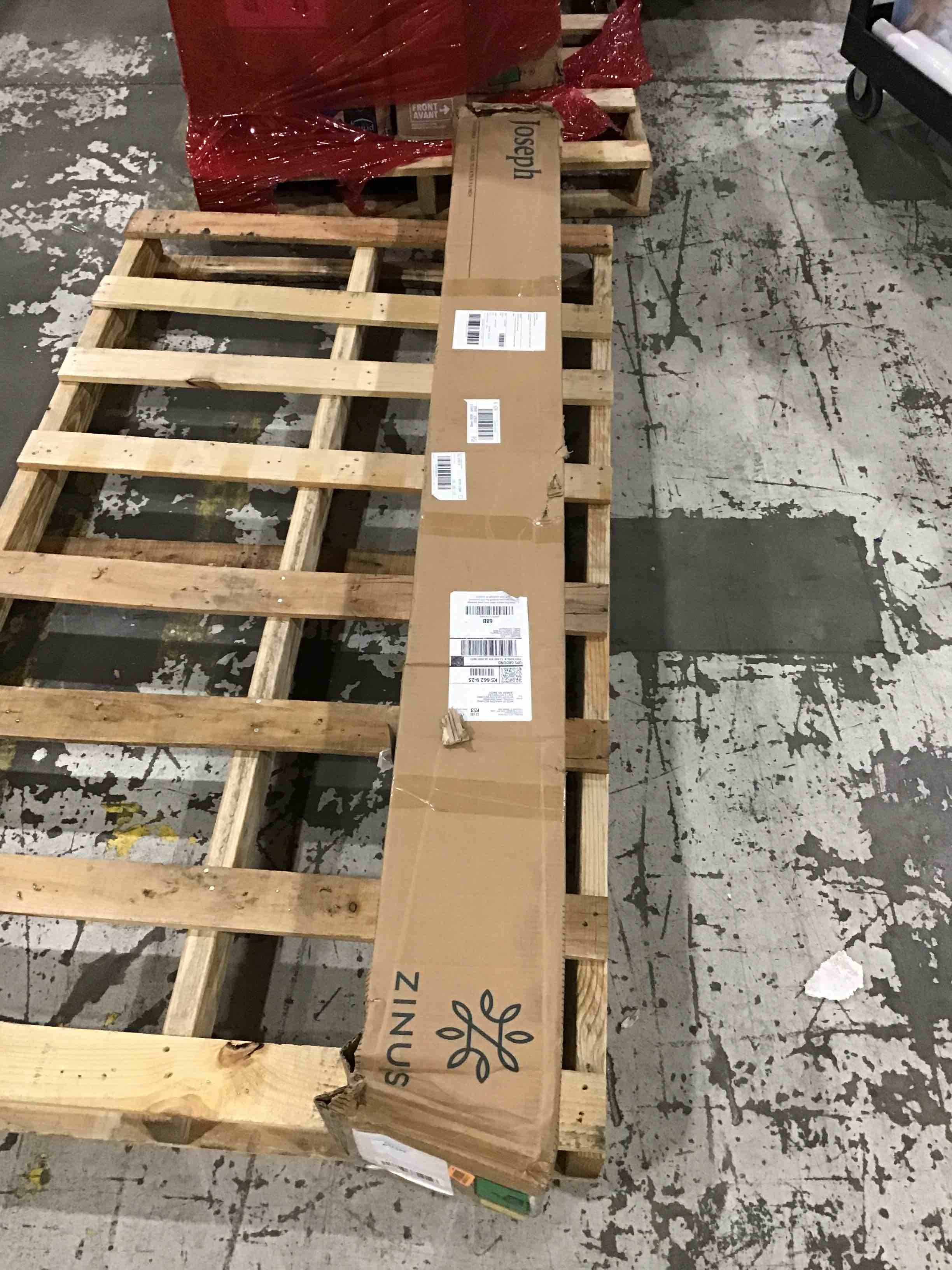 https://s3.amazonaws.com/lotting-images-prod/bidfta/GRN4626076_1687528426798.jpeg