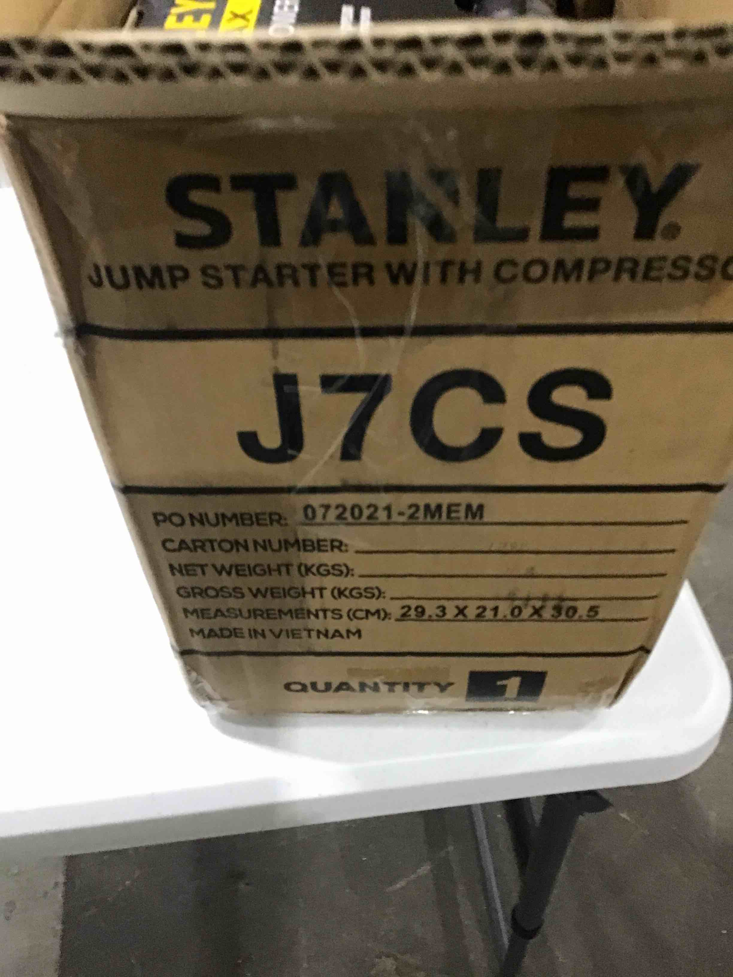 https://s3.amazonaws.com/lotting-images-prod/bidfta/GRN4652051_1695322417740.jpeg