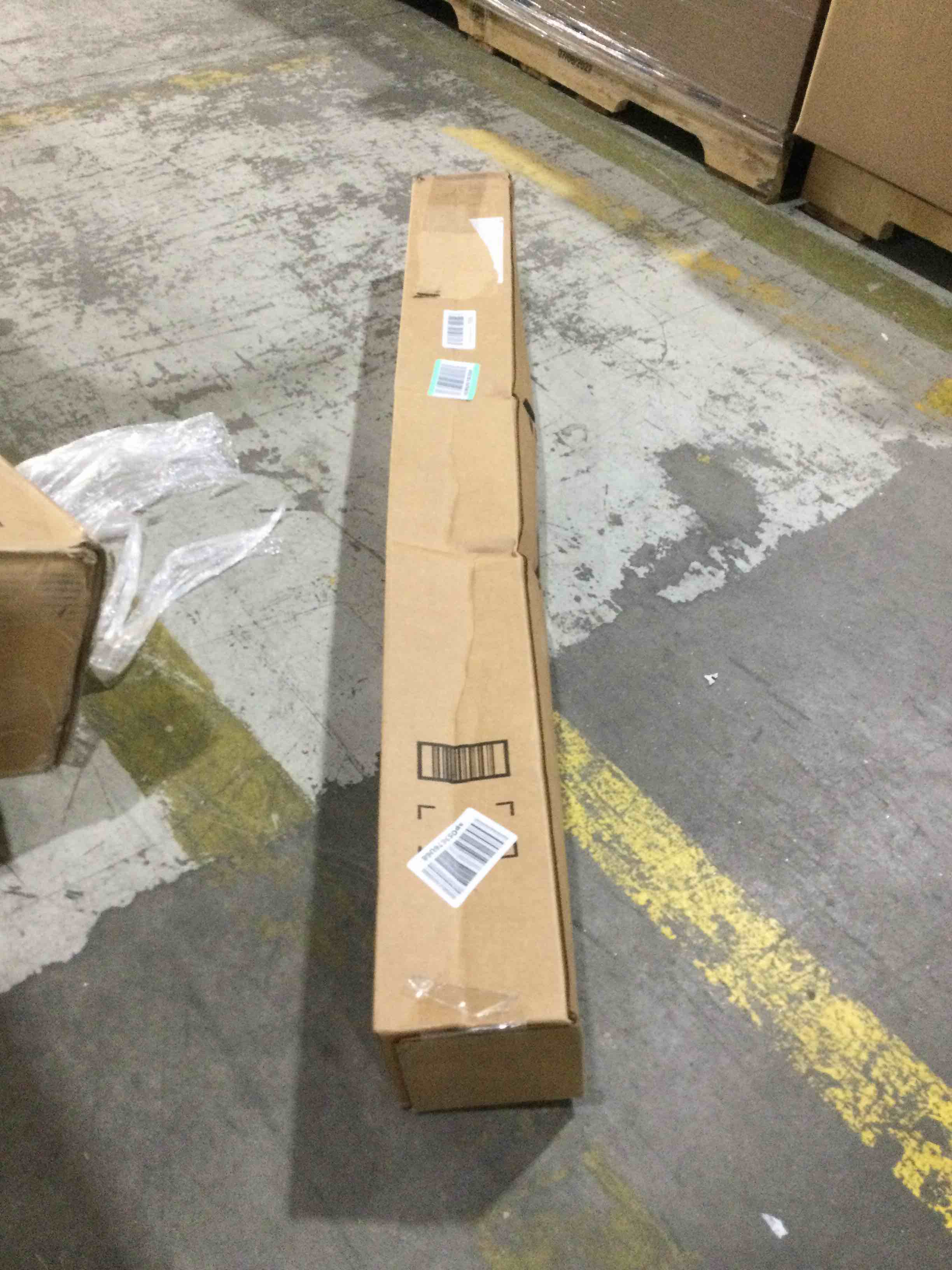https://s3.amazonaws.com/lotting-images-prod/bidfta/GRN4653486_1699305448363.jpeg