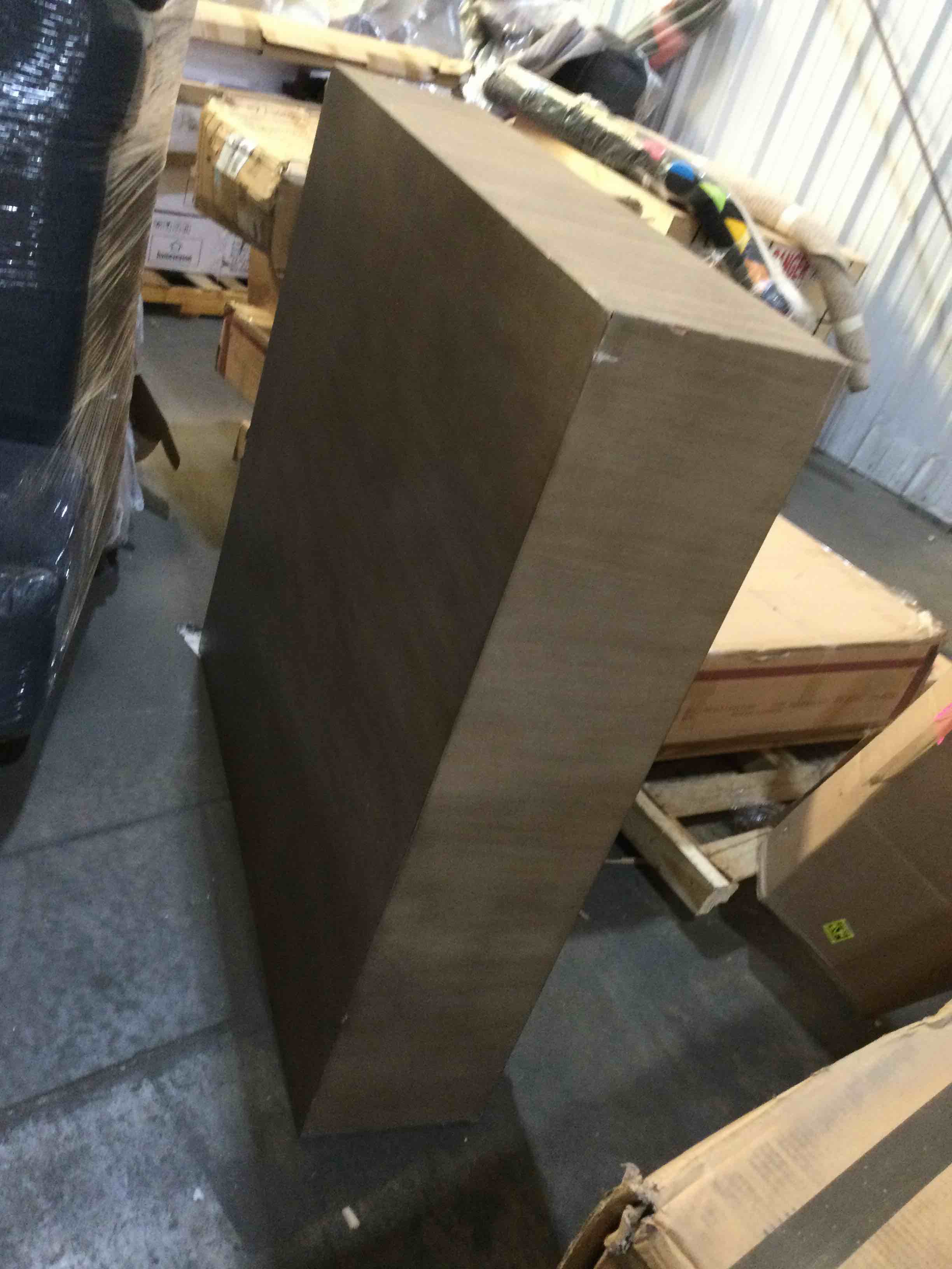 https://s3.amazonaws.com/lotting-images-prod/bidfta/GRN4653875_1700001232335.jpeg