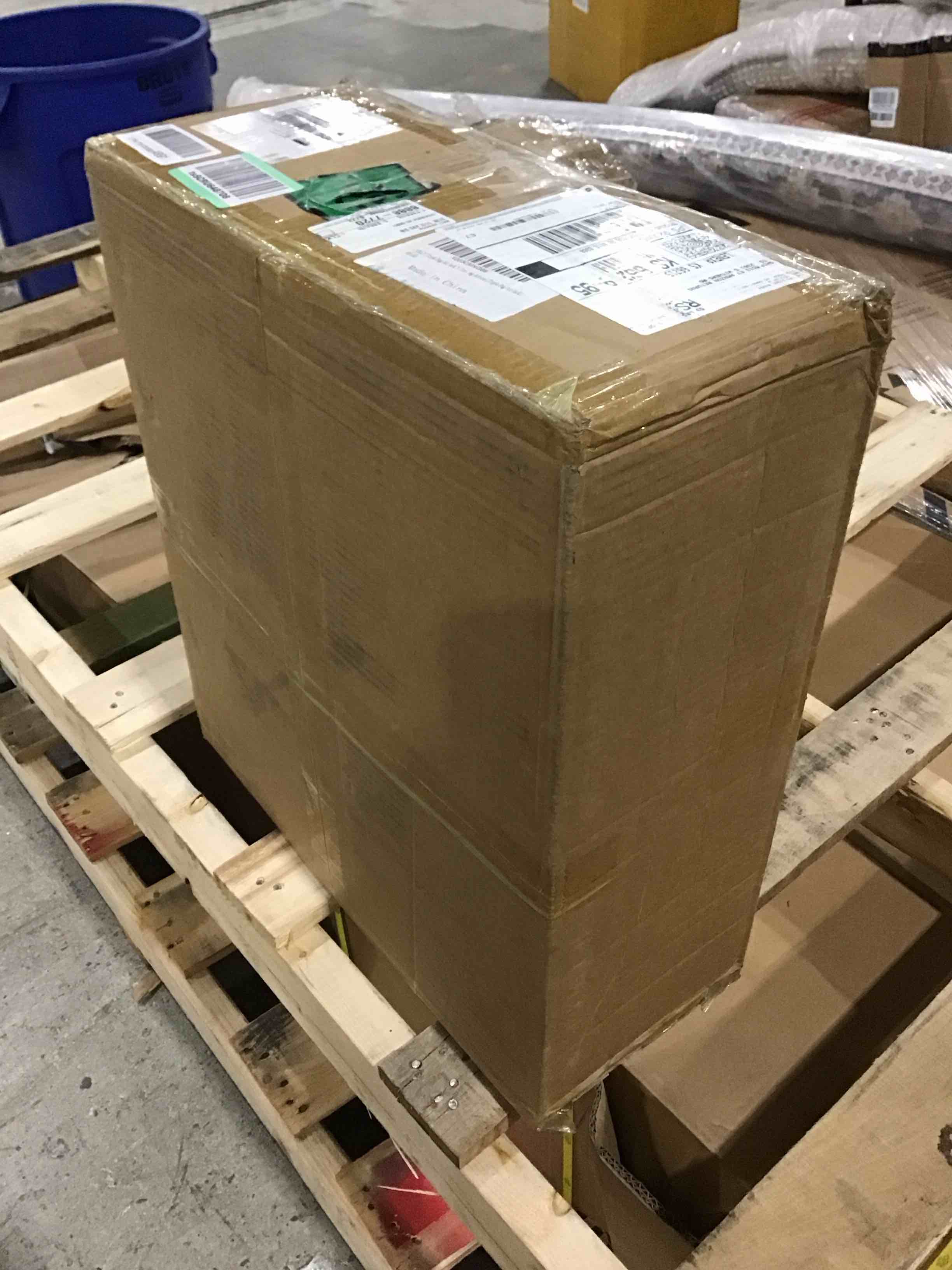https://s3.amazonaws.com/lotting-images-prod/bidfta/GRN4654419_1701452917828.jpeg