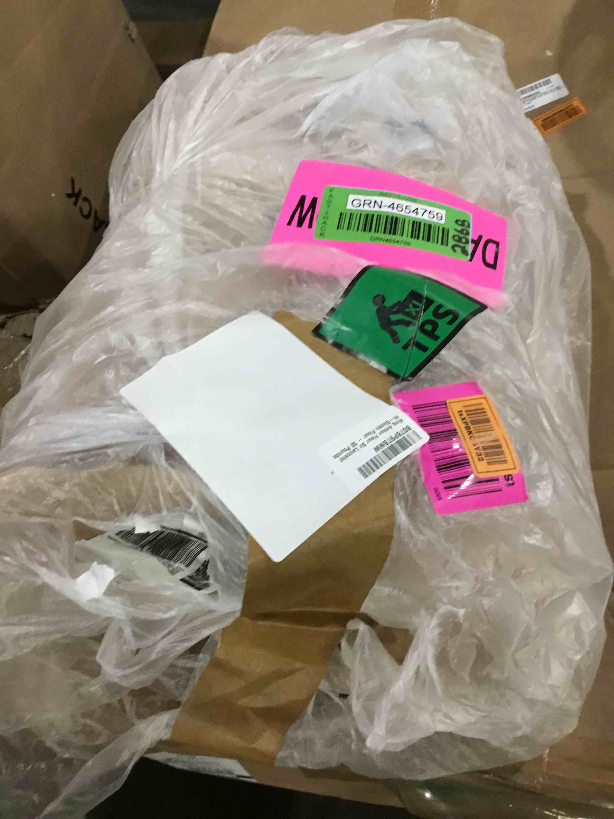 https://s3.amazonaws.com/lotting-images-prod/bidfta/GRN4654759_1702585830338.jpeg