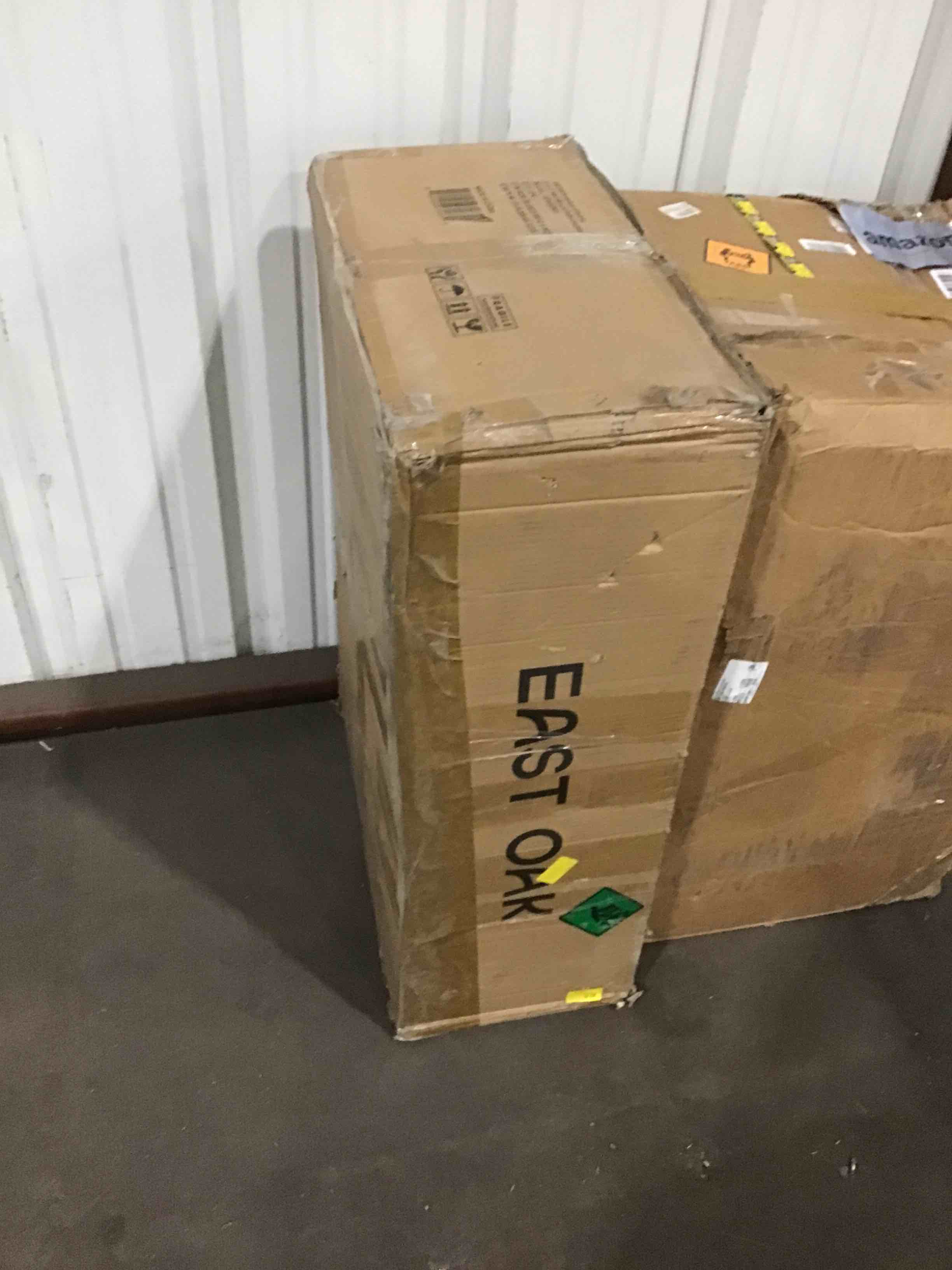 https://s3.amazonaws.com/lotting-images-prod/bidfta/GRN4655799_1700667646825.jpeg