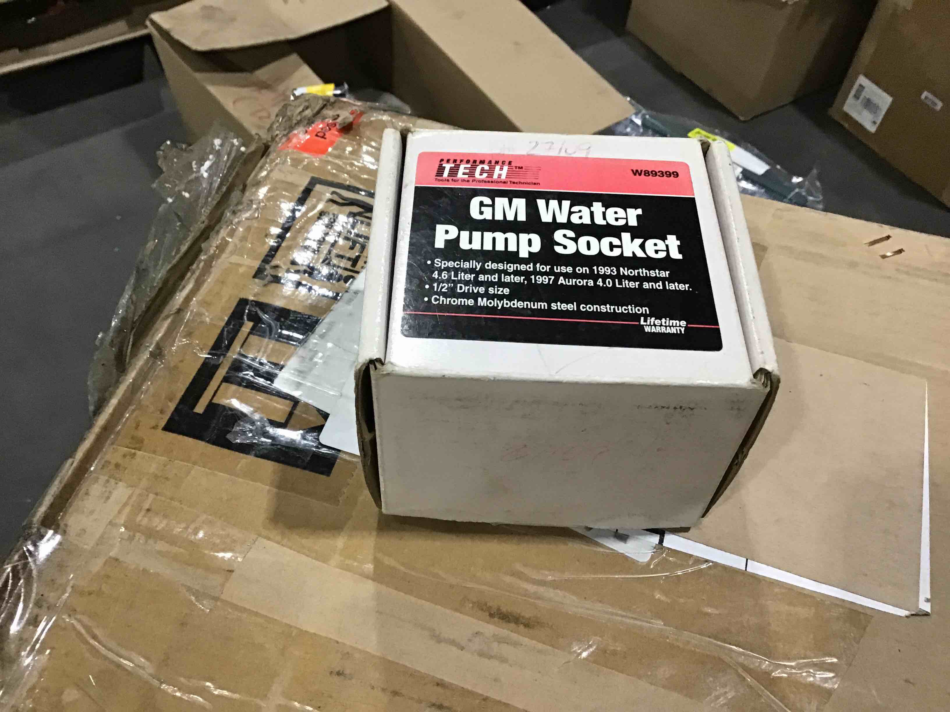 https://s3.amazonaws.com/lotting-images-prod/bidfta/GRN4655810_1700673897776.jpeg