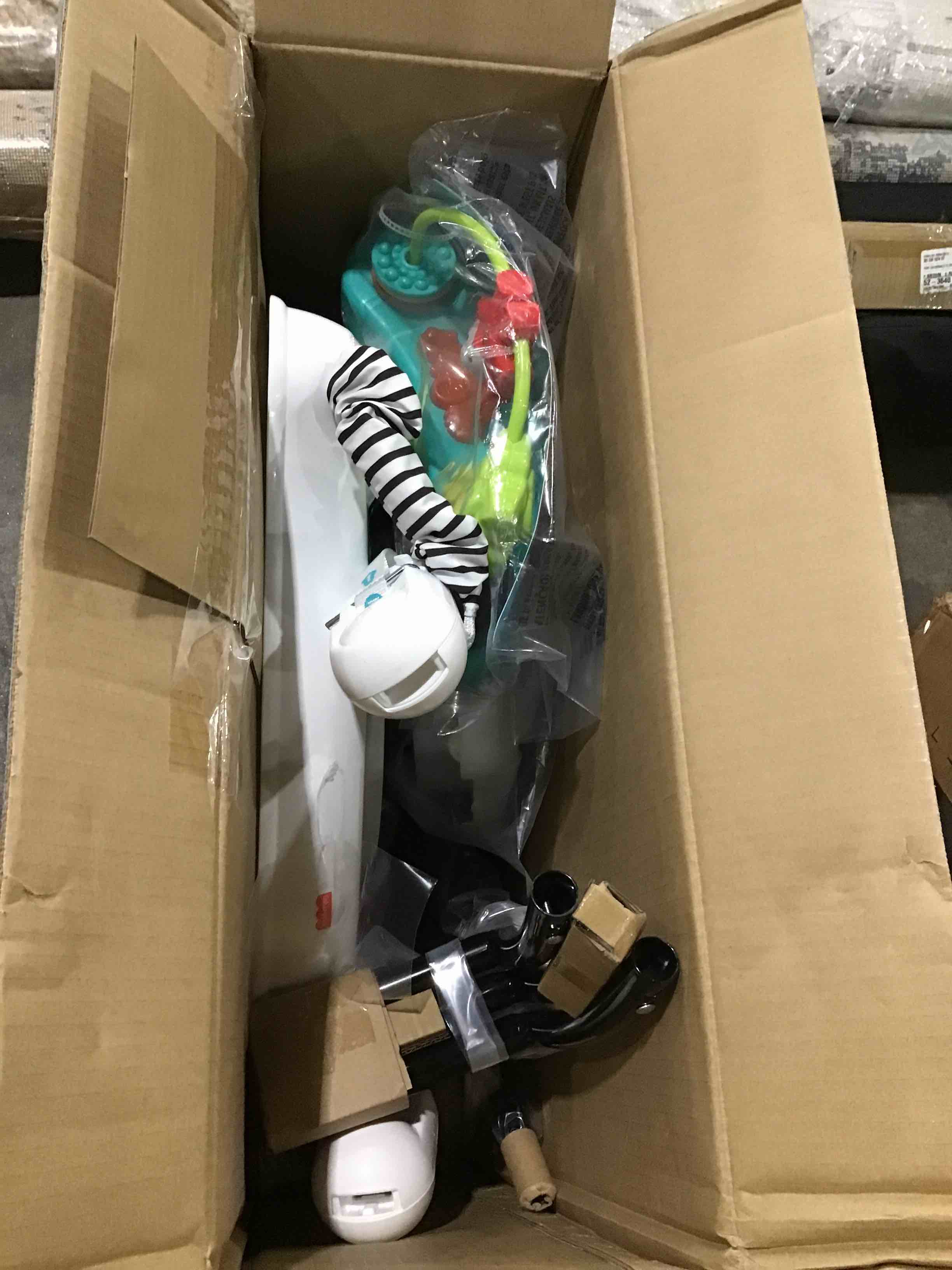 https://s3.amazonaws.com/lotting-images-prod/bidfta/GRN4656977_1696007268926.jpeg