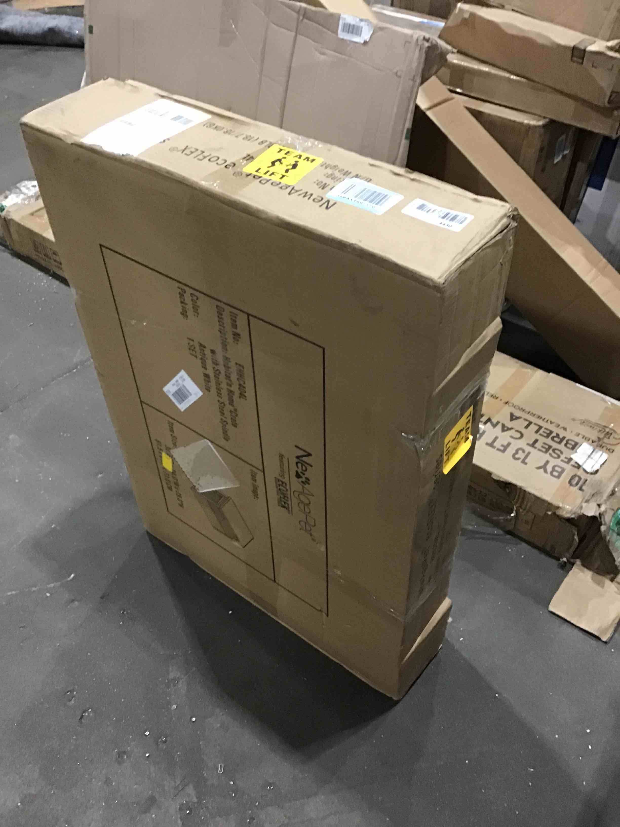 https://s3.amazonaws.com/lotting-images-prod/bidfta/GRN4658353_1695389701663.jpeg