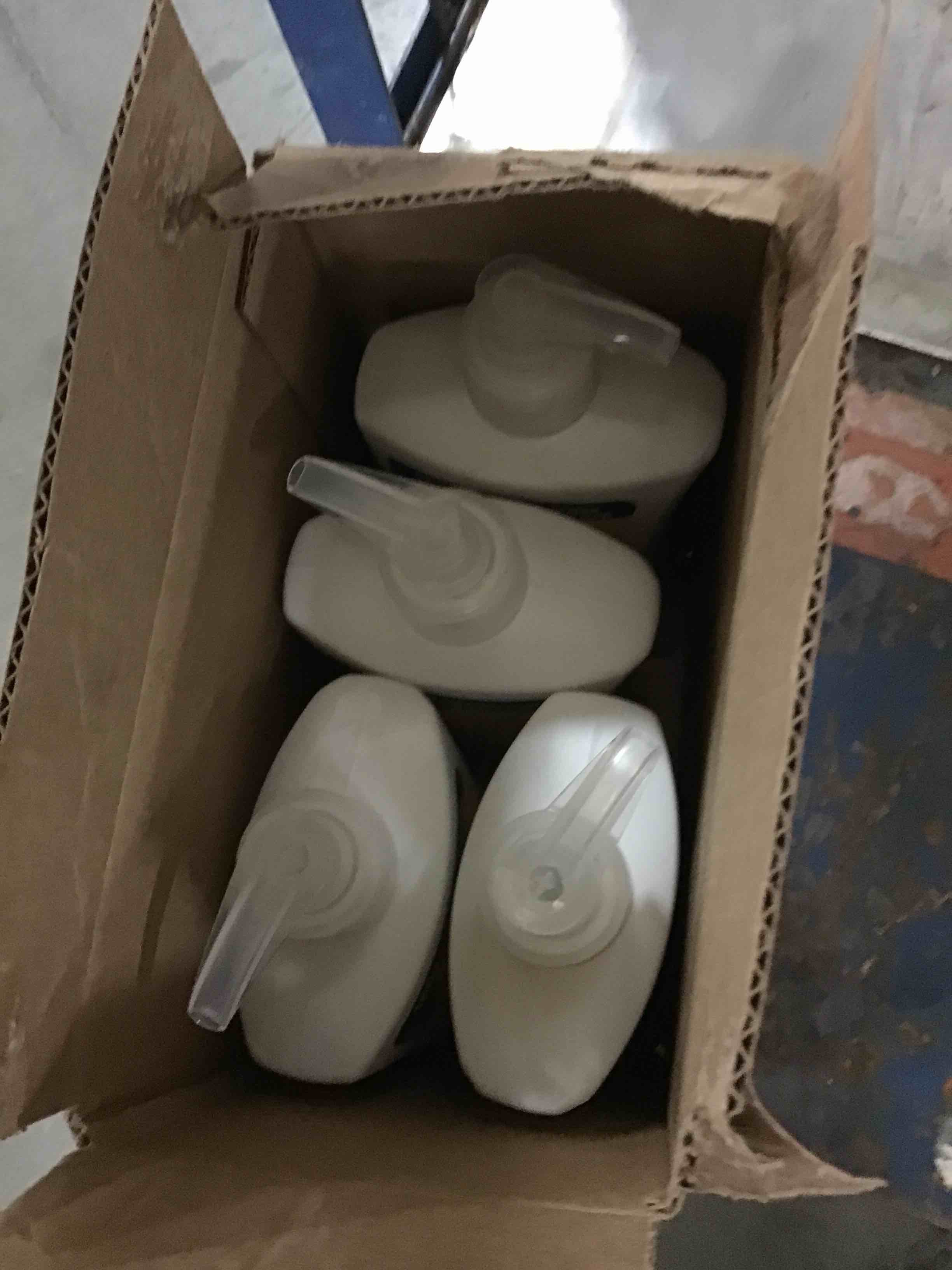 https://s3.amazonaws.com/lotting-images-prod/bidfta/GRN4705309_1688052334642.jpeg