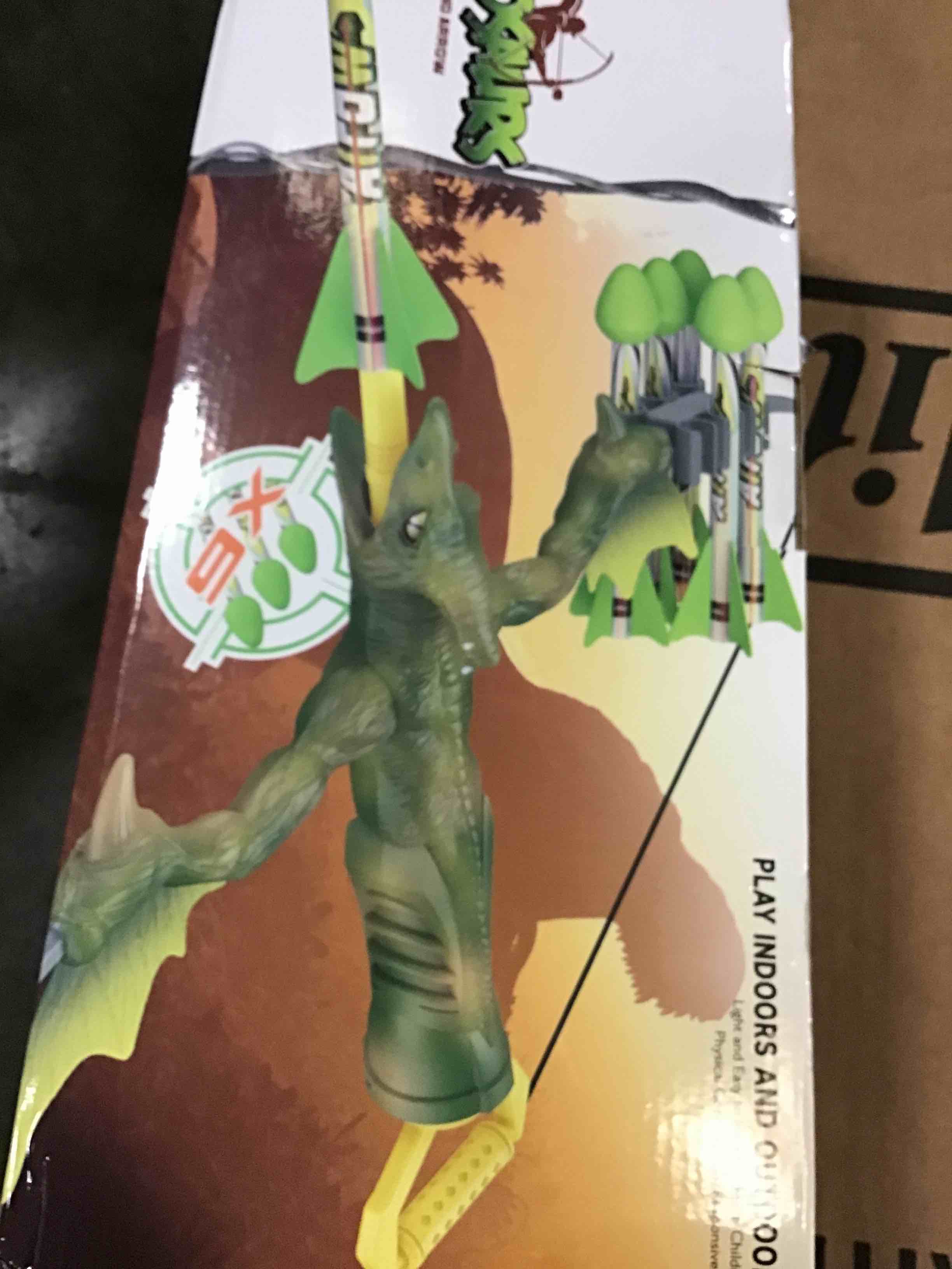Dinosaurs Bow and arrow, Play indoor and outdoors.