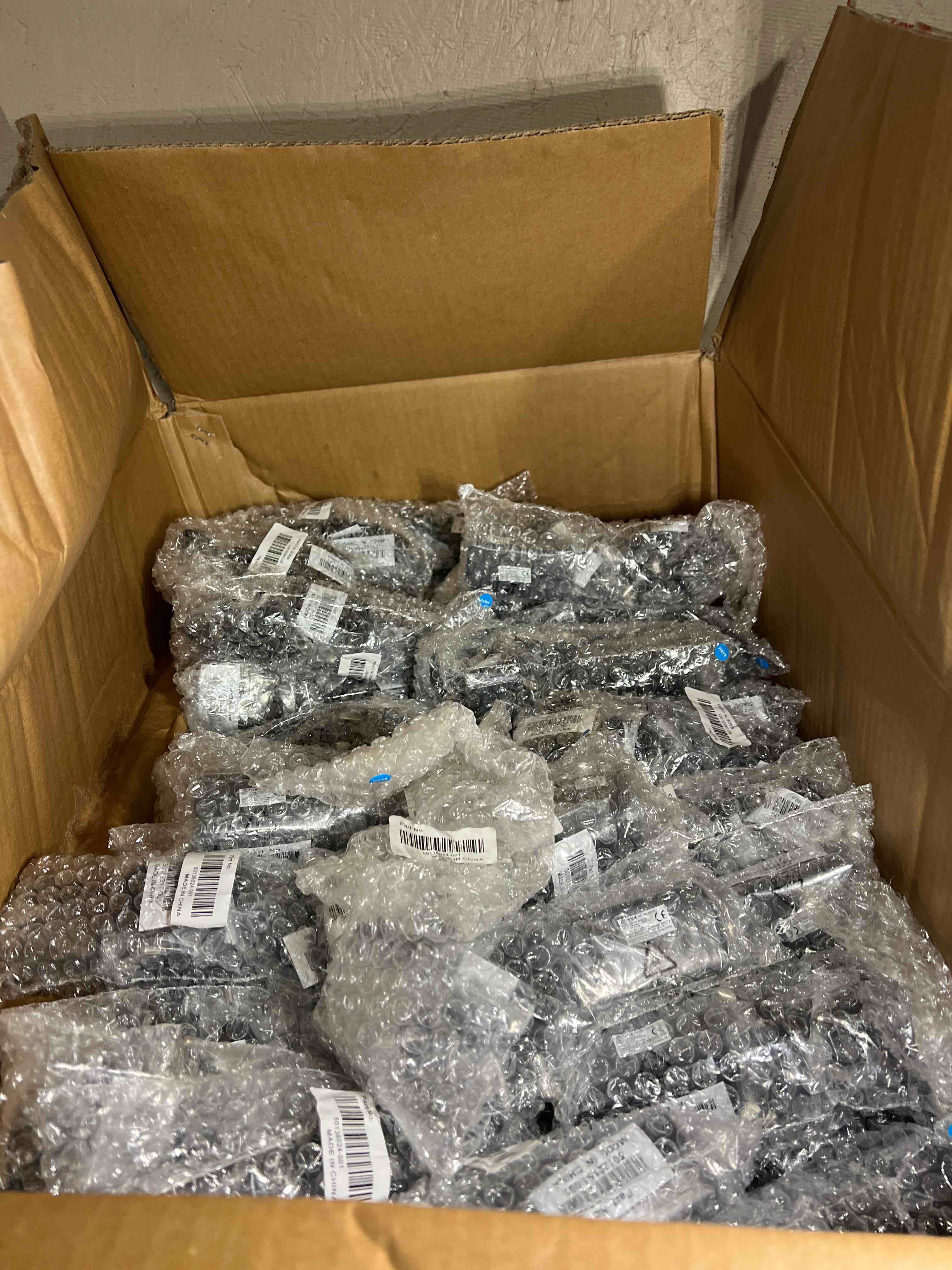 https://s3.amazonaws.com/lotting-images-prod/bidfta/GRN4719397_1736452197777.jpeg
