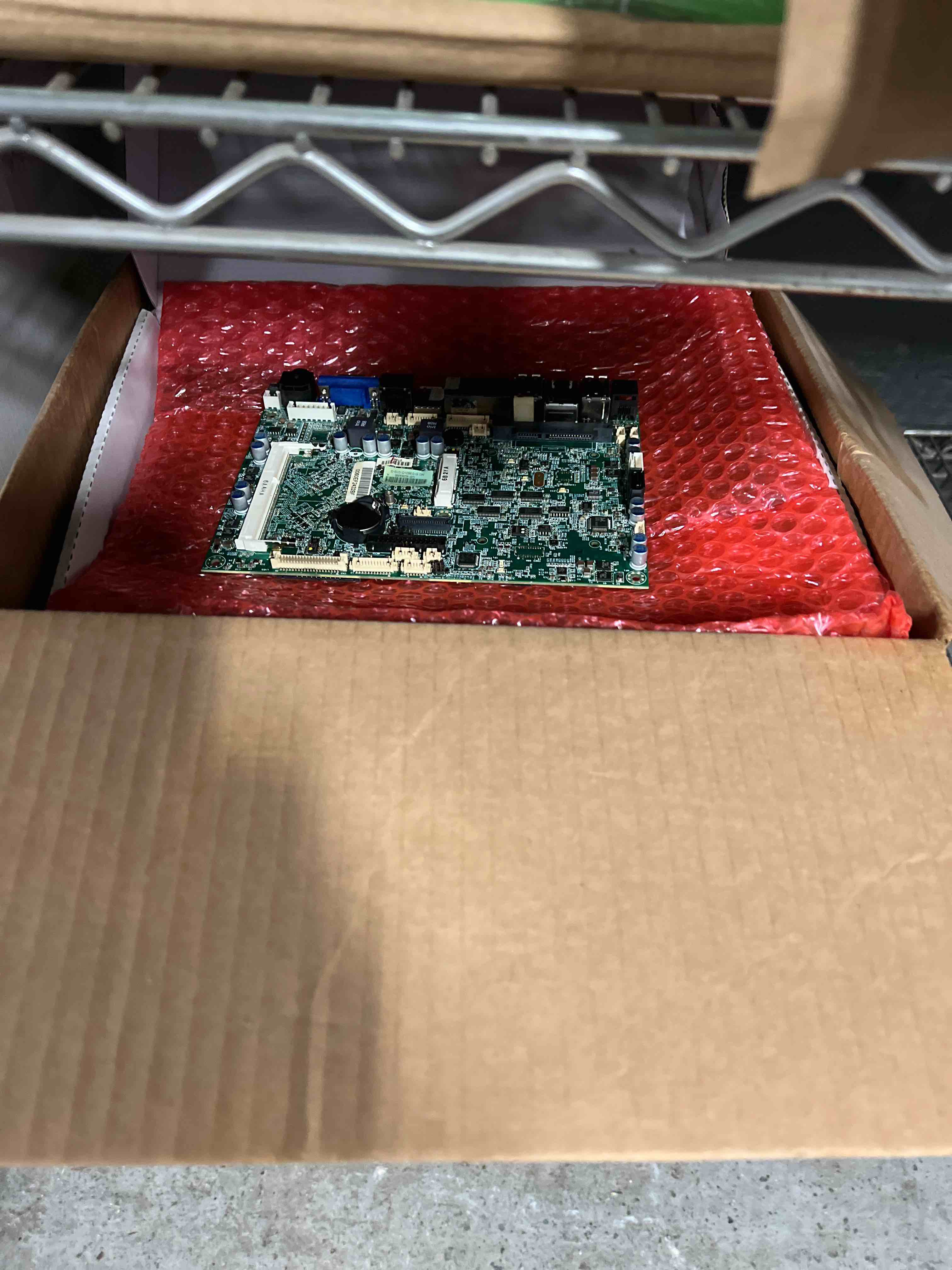 https://s3.amazonaws.com/lotting-images-prod/bidfta/GRN4719398_1736454670372.jpeg