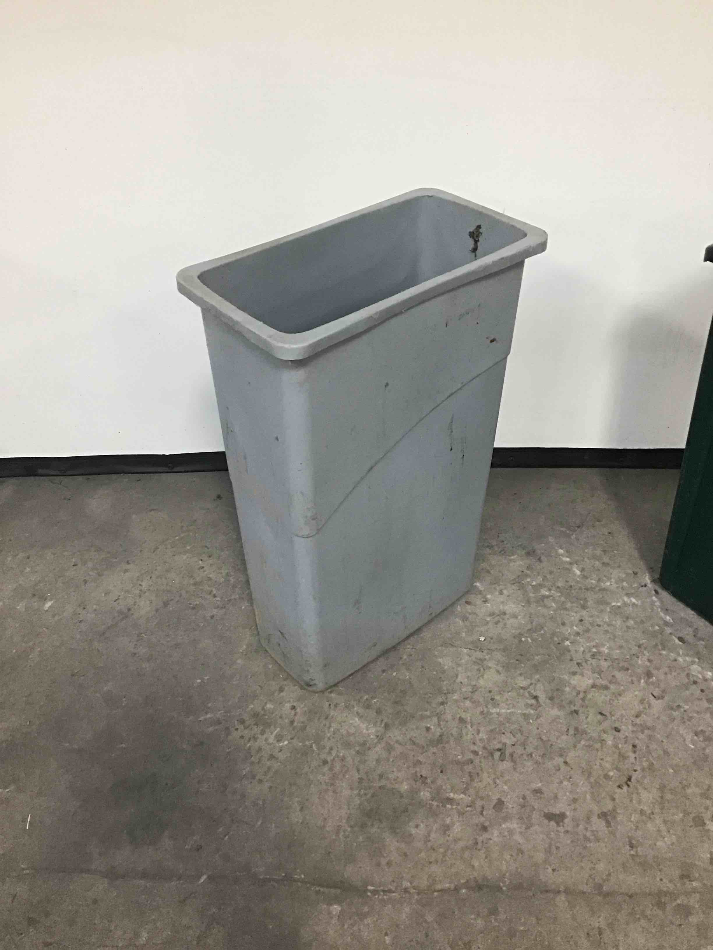 SLIM TRASH RECEPTACLE