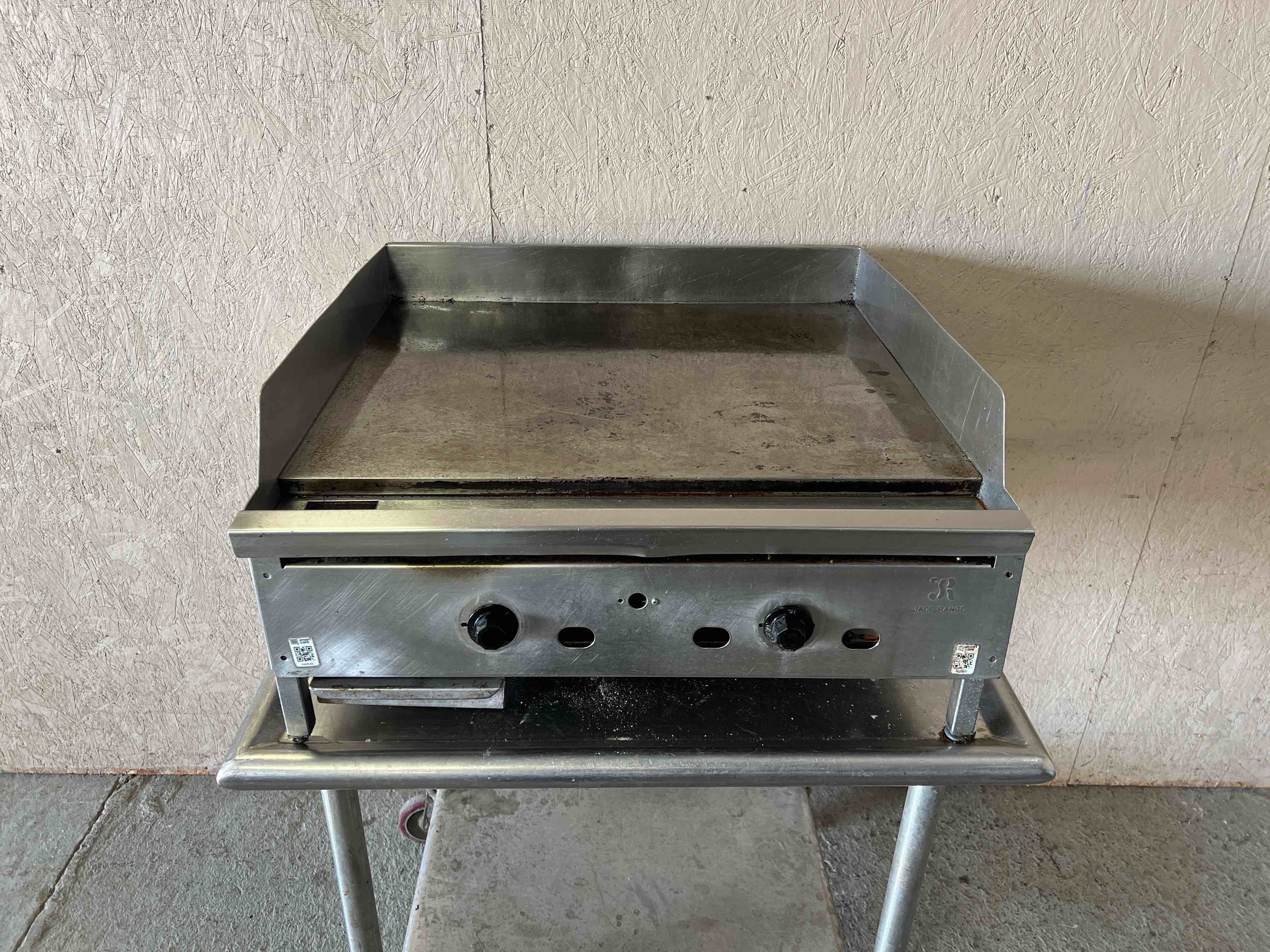 JADE RANGE 30 INCH NATURAL GAS TWO HEAT ZONE FLAT GRILL
