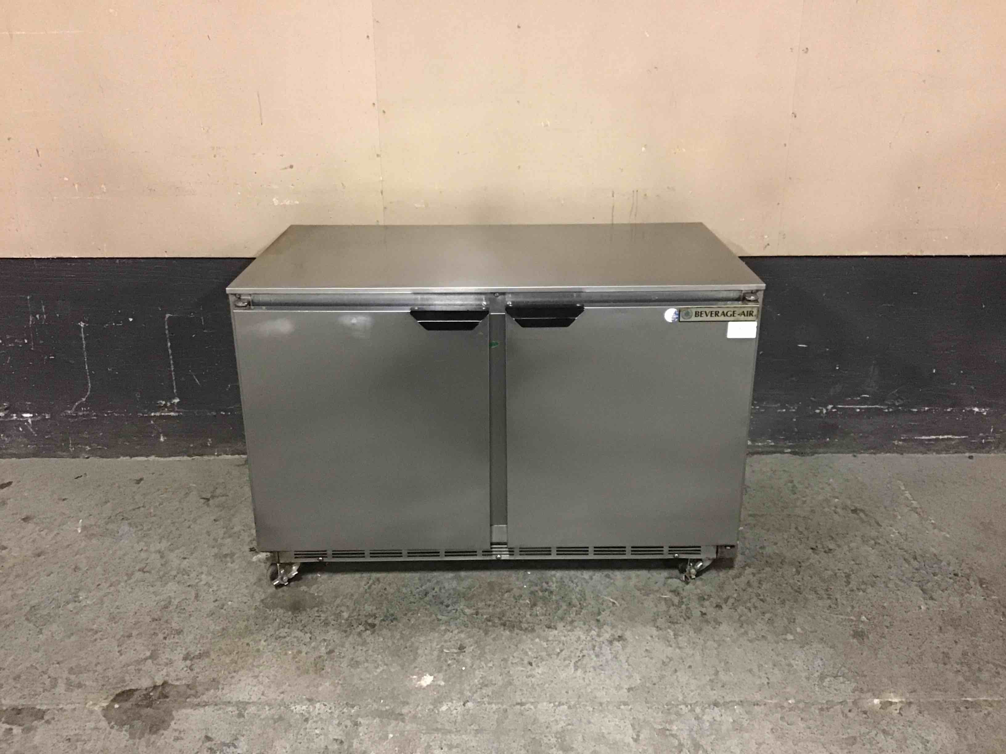 BEVERAGE AIR 48 INCH UNDER COUNTER REFRIGERATOR ON CASTERS 