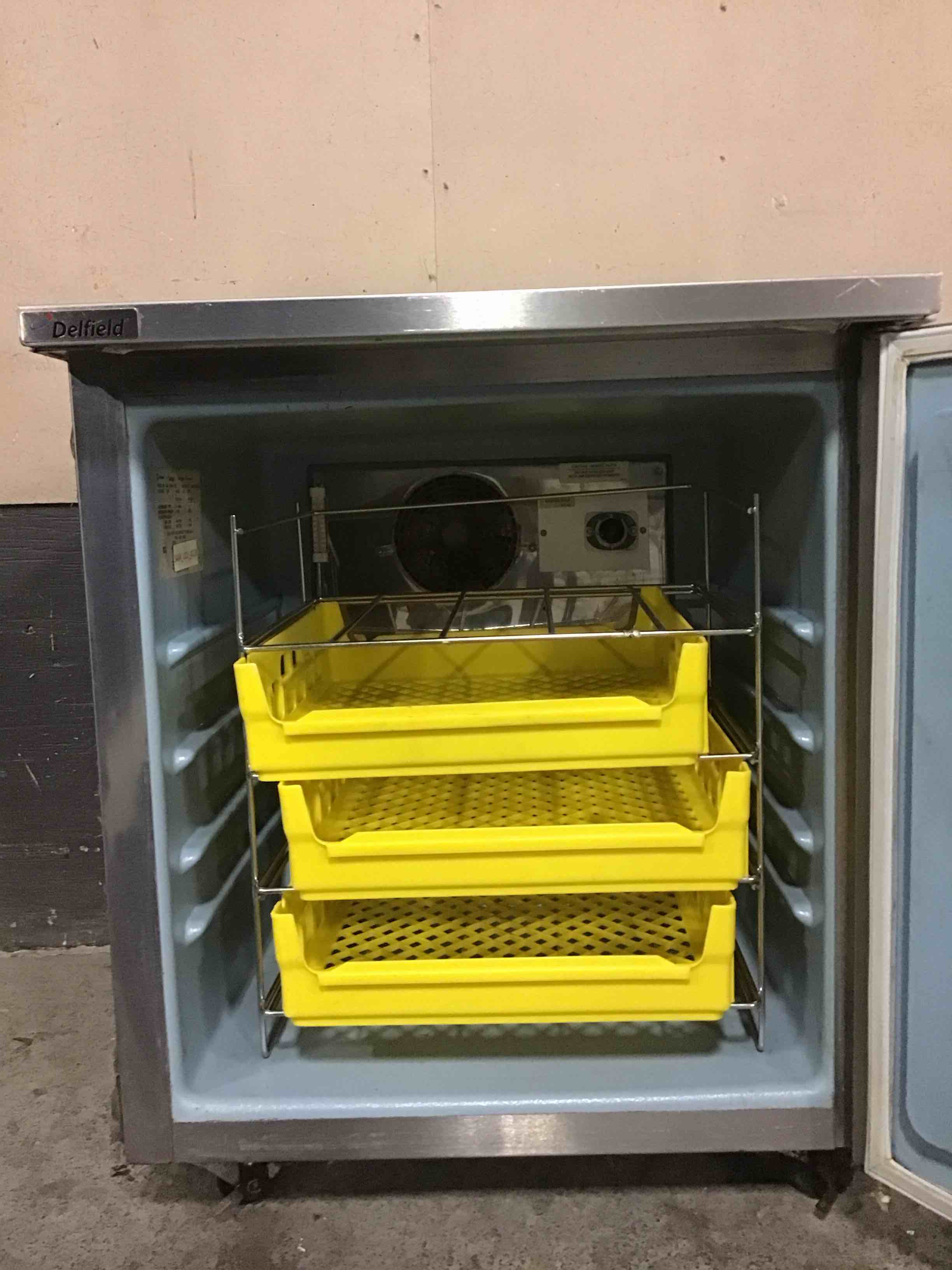 https://s3.amazonaws.com/lotting-images-prod/bidfta/GRN4720332_1733240070751.jpeg