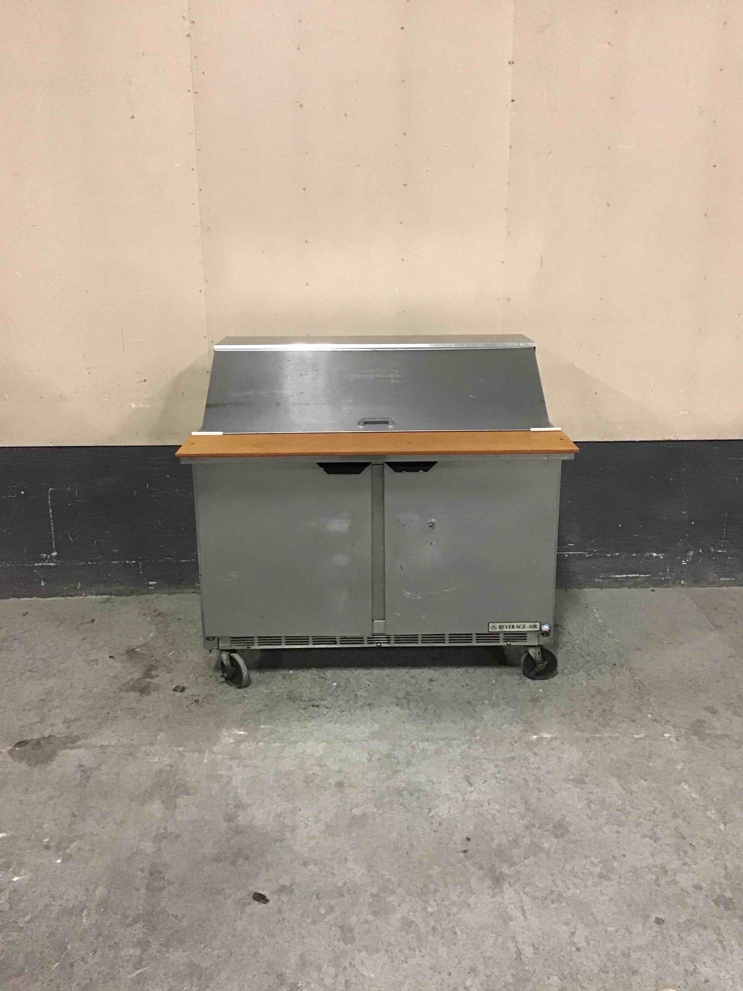 BEVERAGE AIR 48 INCH MEGA TOP REFRIGERATED SANDWICH PREP TABLE ON CASTERS