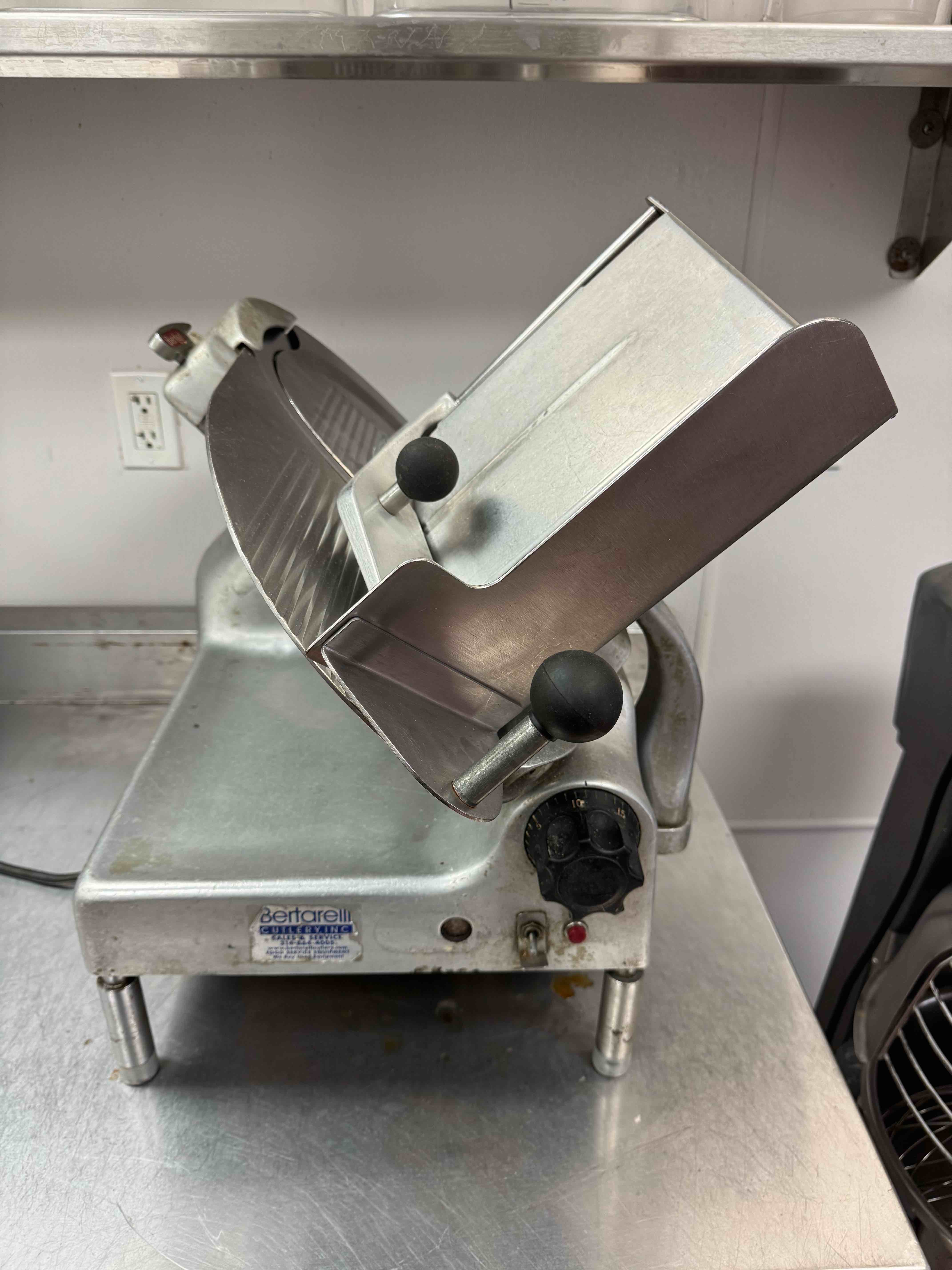 12 INCH MANUAL MEAT SLICER