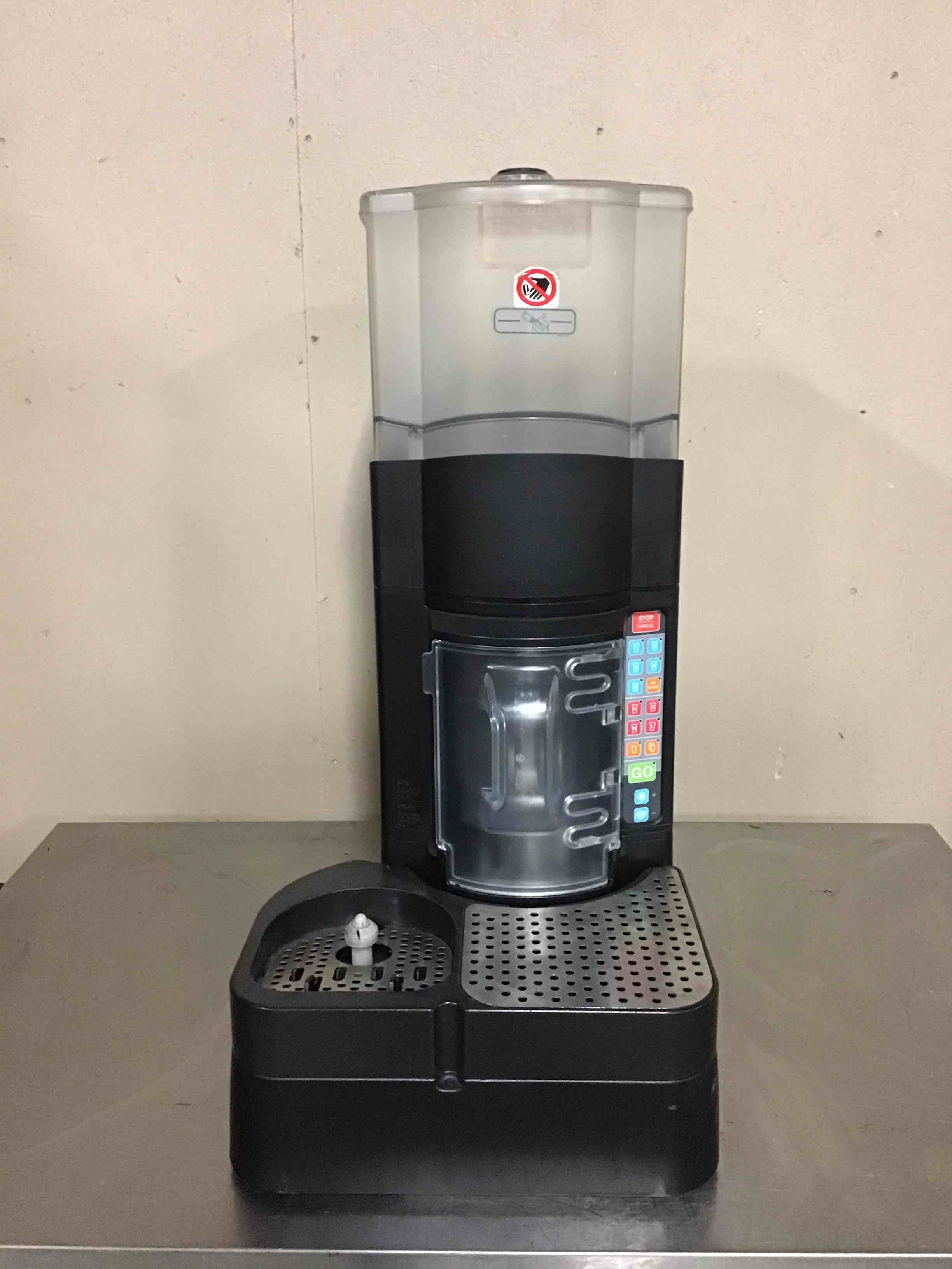 2018 TAYLOR MAGNA BLEND WITH 13LB ICE CAPACITY