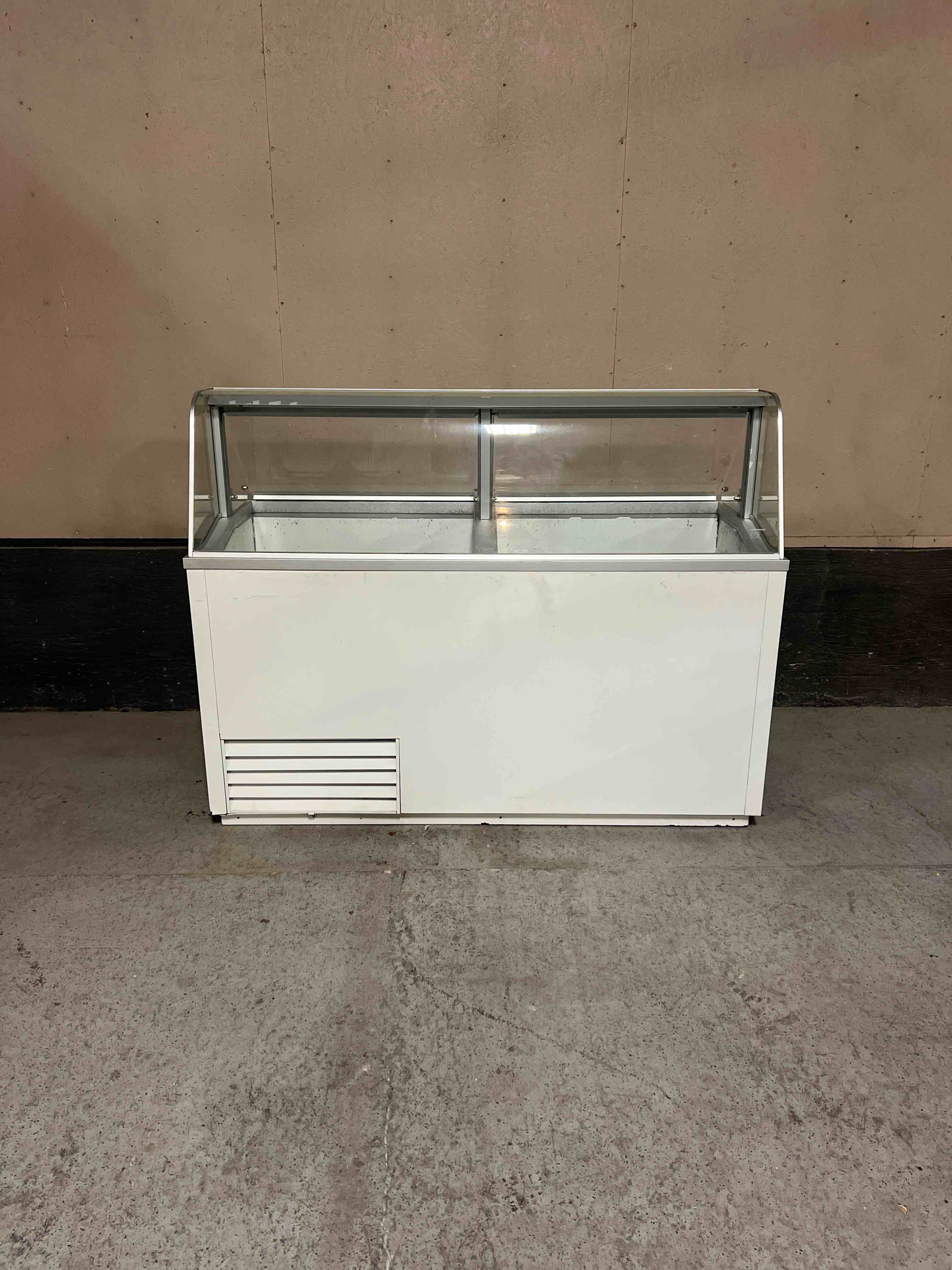 HUSSMANN 68 INCH ICE CREAM DIPPING FREEZER