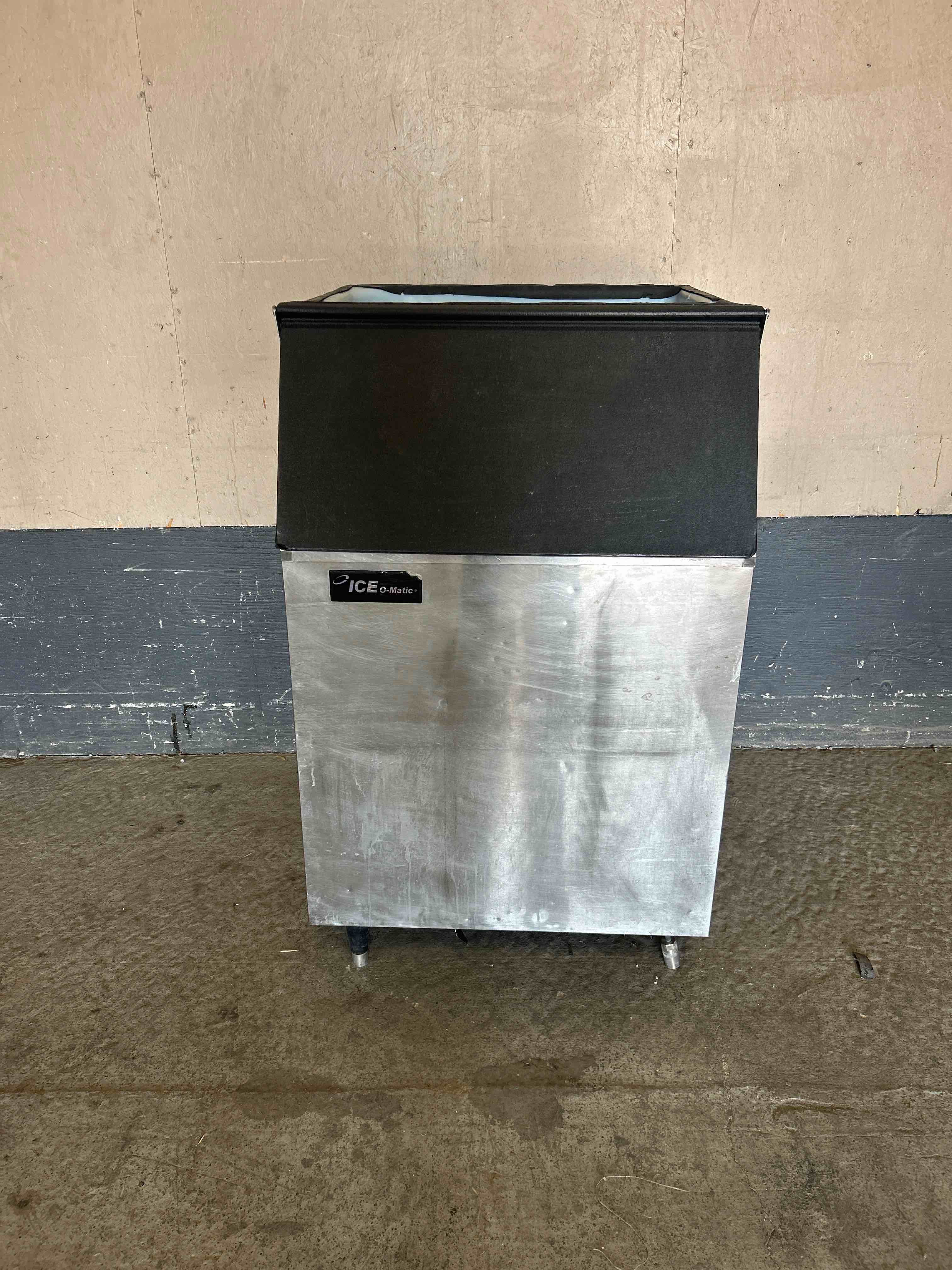ICE O MATIC 500LB CAPACITY ICE STORAGE BIN