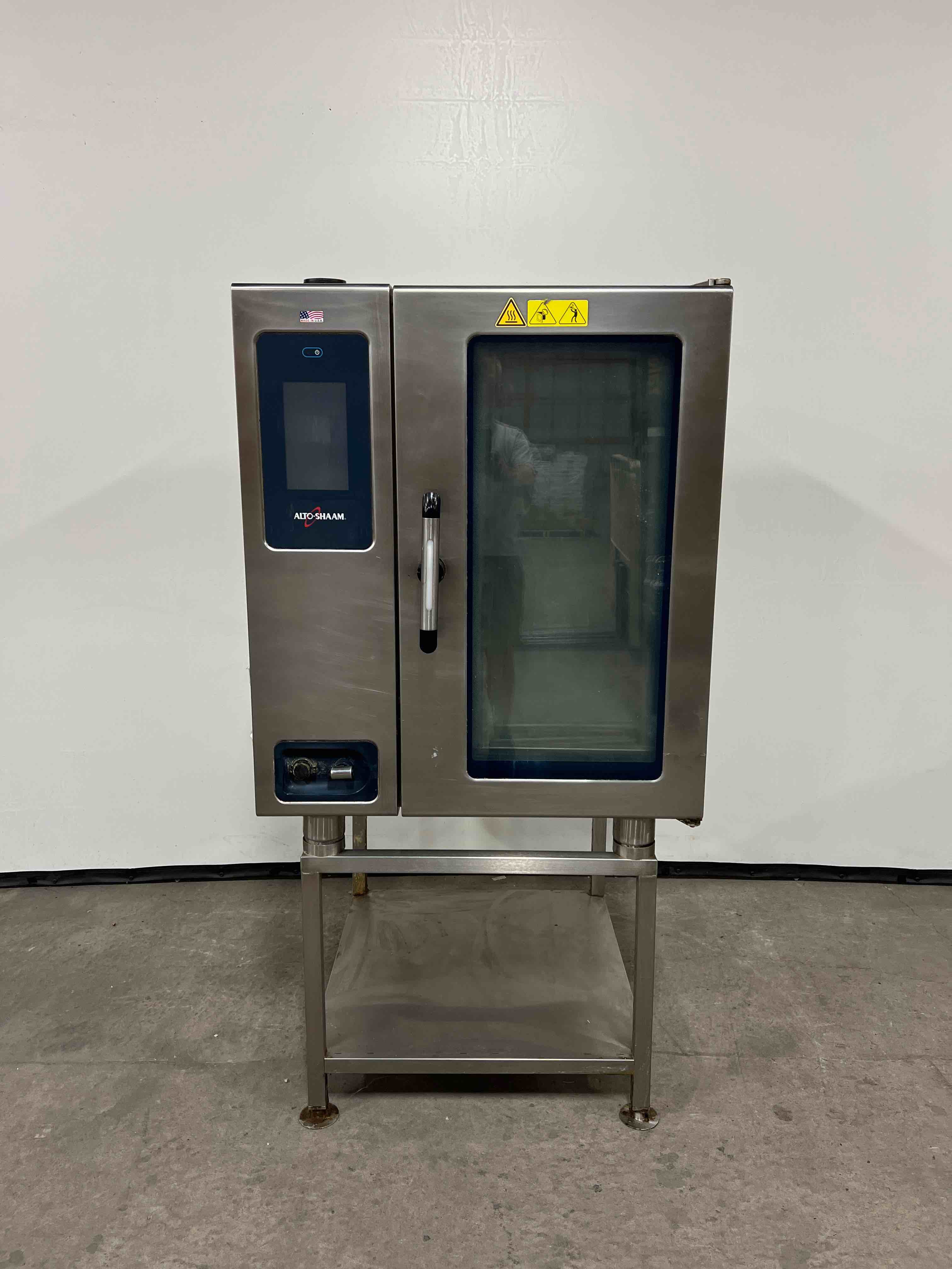 ALTO SHAAM COMBI OVEN ON STAINLESS STEEL STAND