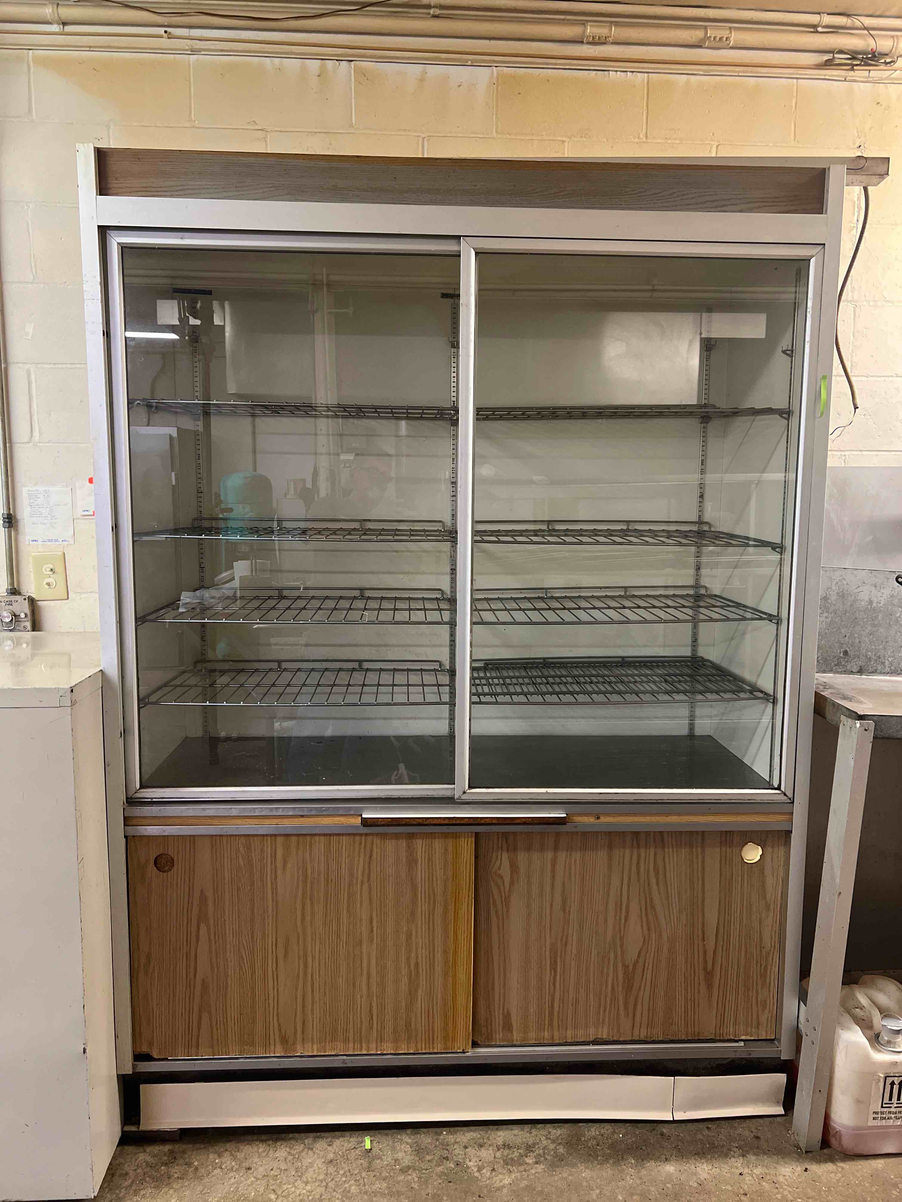 SLIDING GLASS DOOR BAKERY DISPLAY MERCHANDISER WITH STORAGE CABINET 
