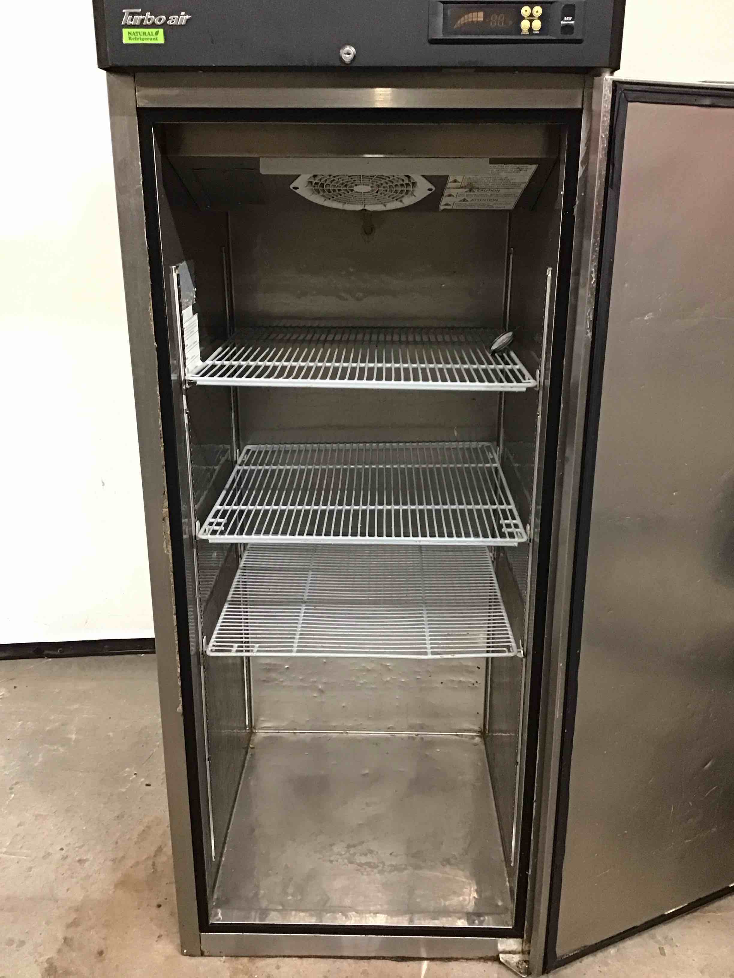 TURBO AIR SINGLE DOOR STAINLESS STEEL REACH IN REFRIGERATOR