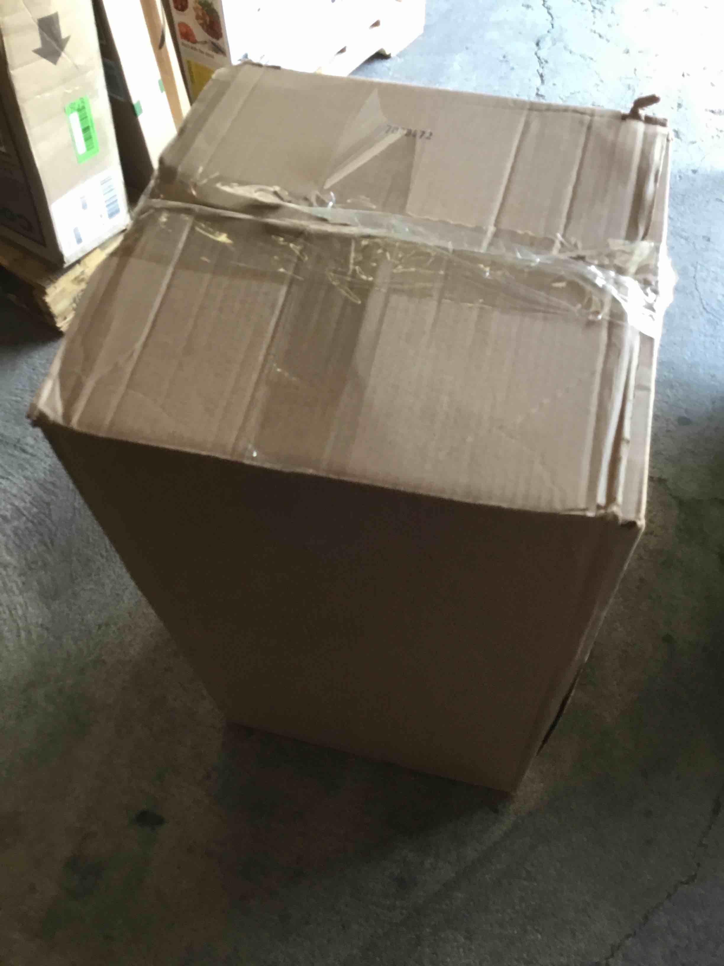 https://s3.amazonaws.com/lotting-images-prod/bidfta/GRN4780686_1696351793745.jpeg