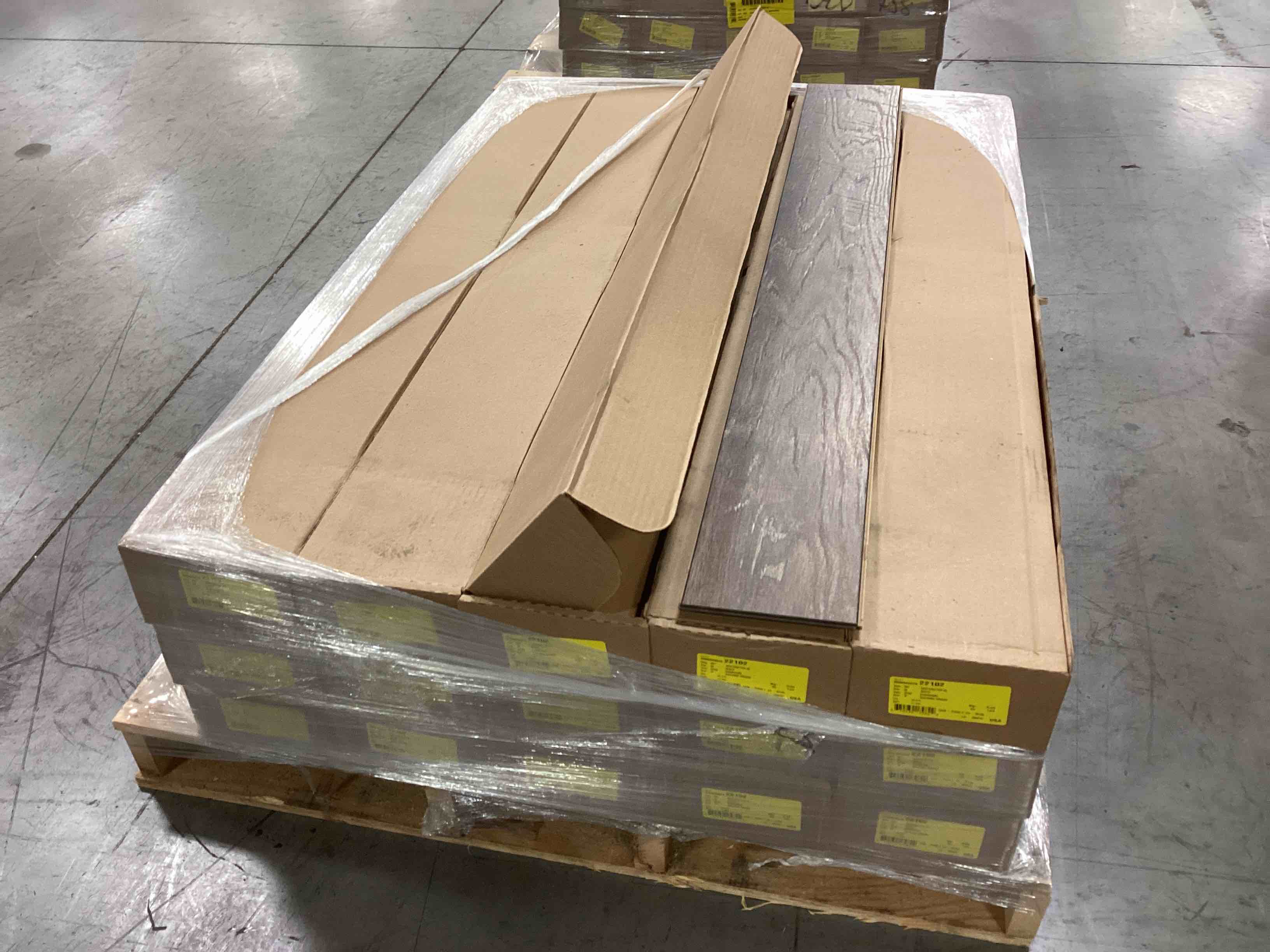 15 boxes of restoration, charcoal, engineered hardwood flooring, 261 ft.² your b.i.d. per square foot