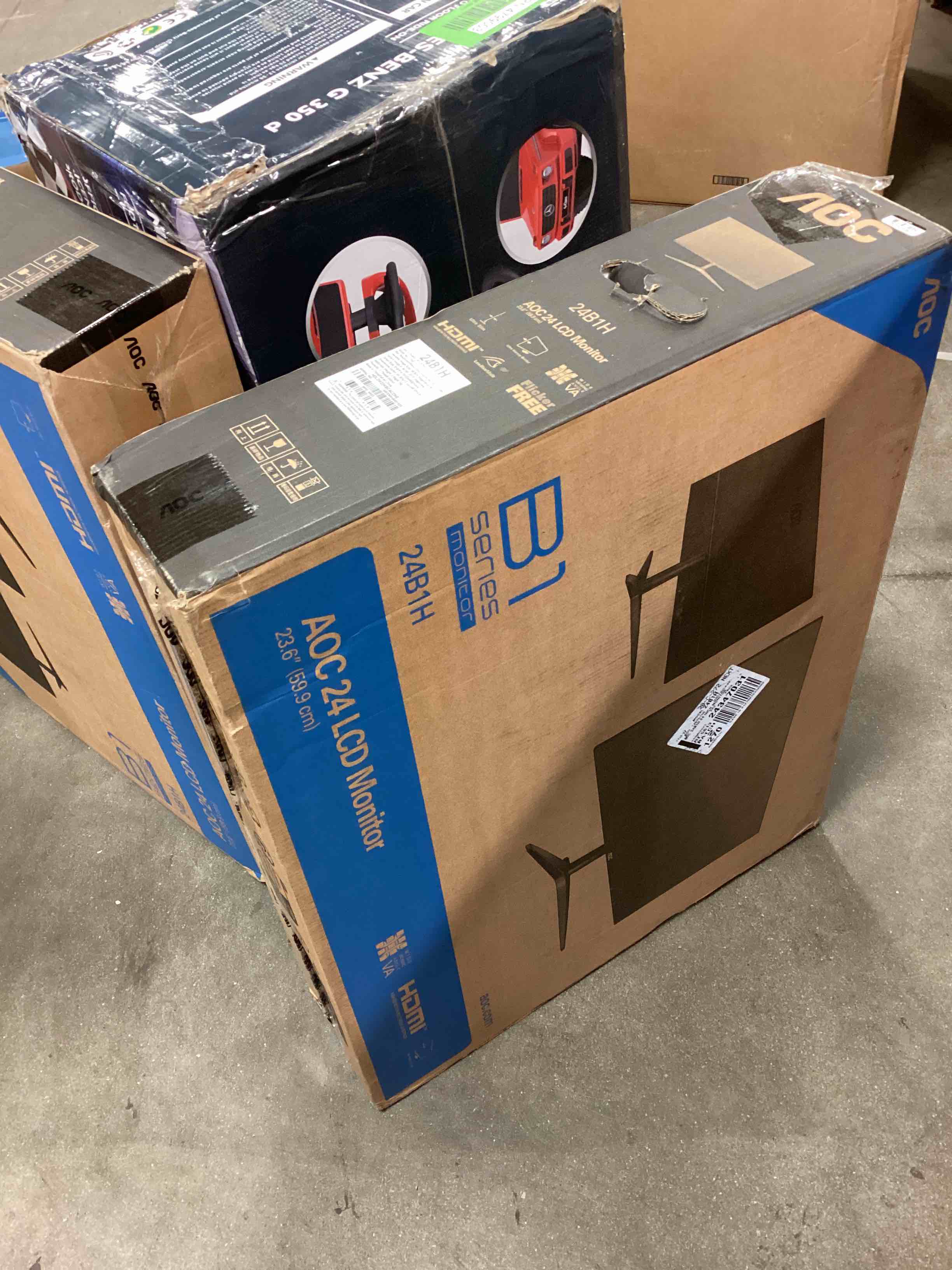 https://s3.amazonaws.com/lotting-images-prod/bidfta/GRN4799006_1692797678982.jpeg