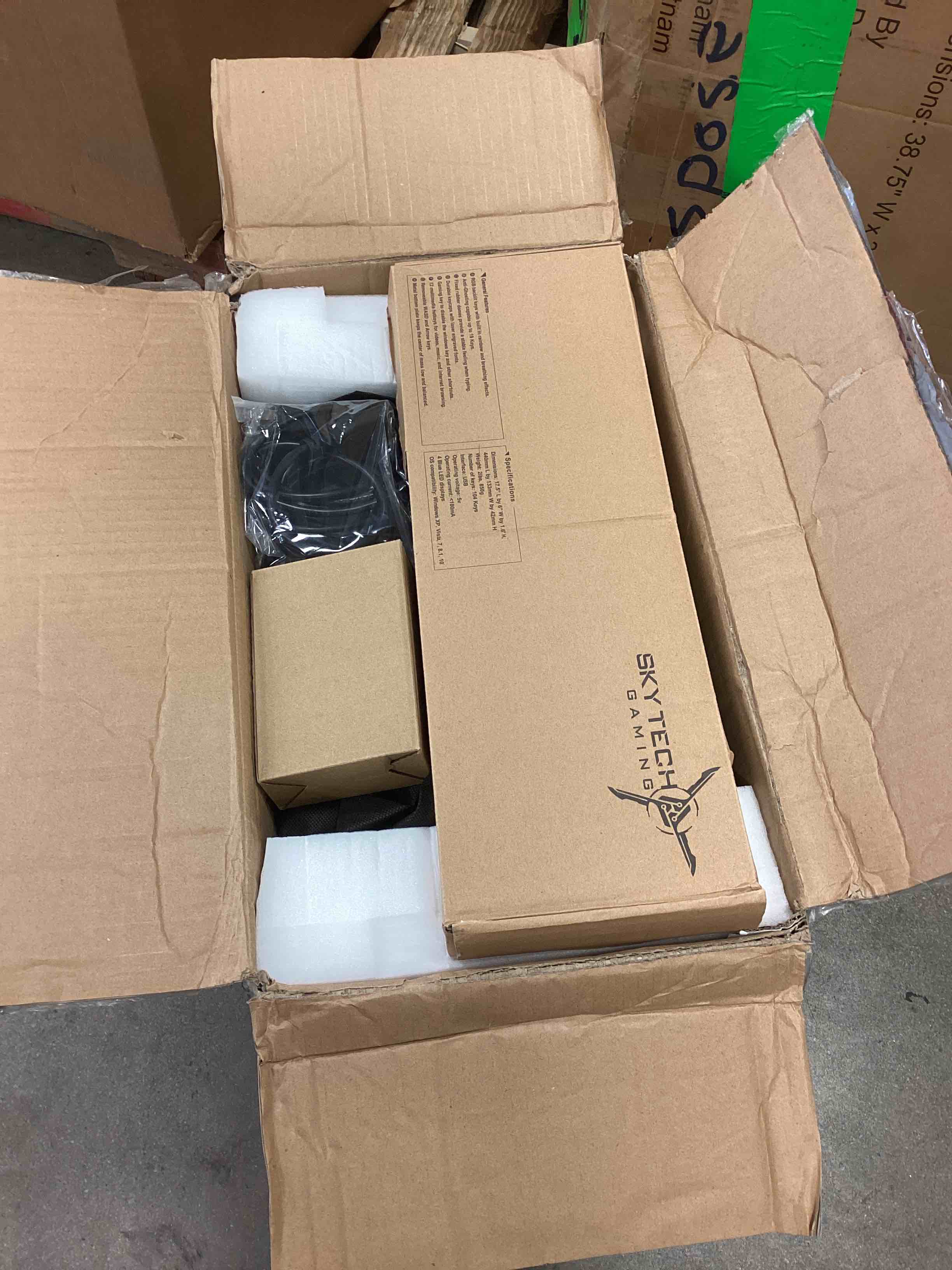 https://s3.amazonaws.com/lotting-images-prod/bidfta/GRN4799020_1692801046459.jpeg