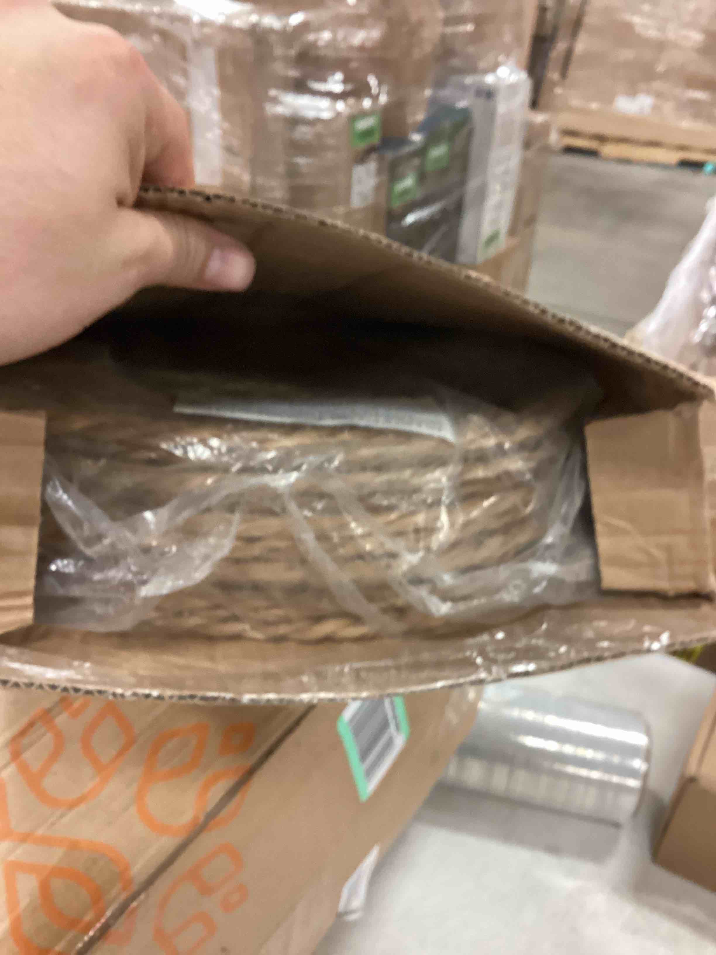 https://s3.amazonaws.com/lotting-images-prod/bidfta/GRN4799347_1693313266429.jpeg