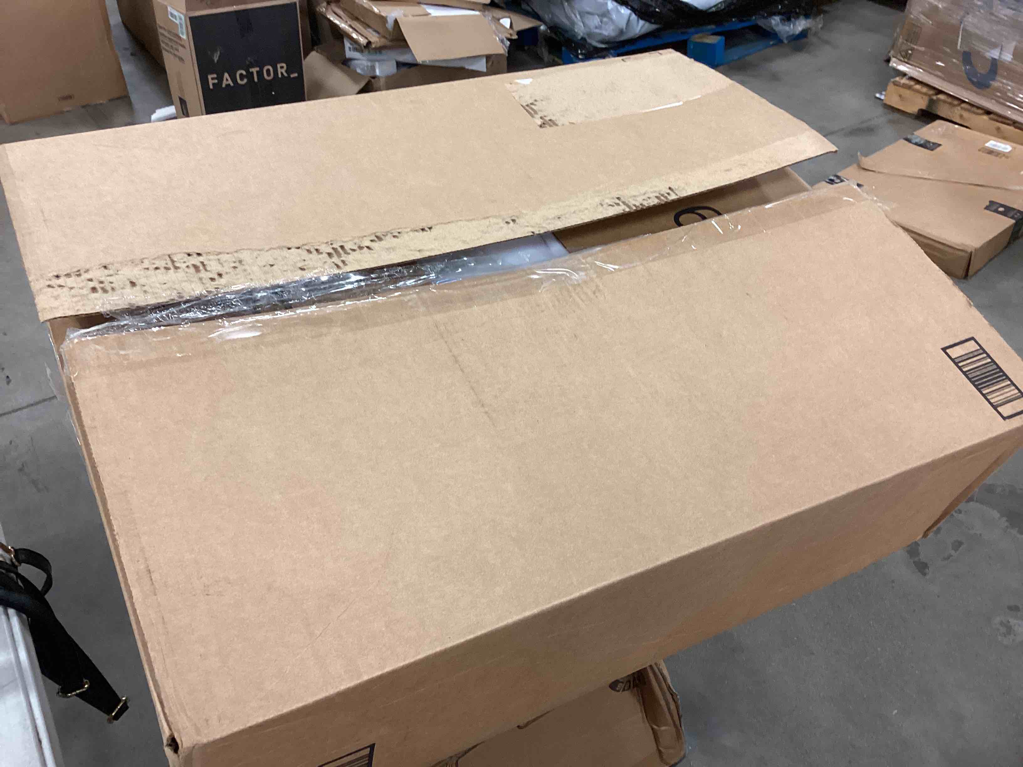 https://s3.amazonaws.com/lotting-images-prod/bidfta/GRN4799363_1693319715323.jpeg