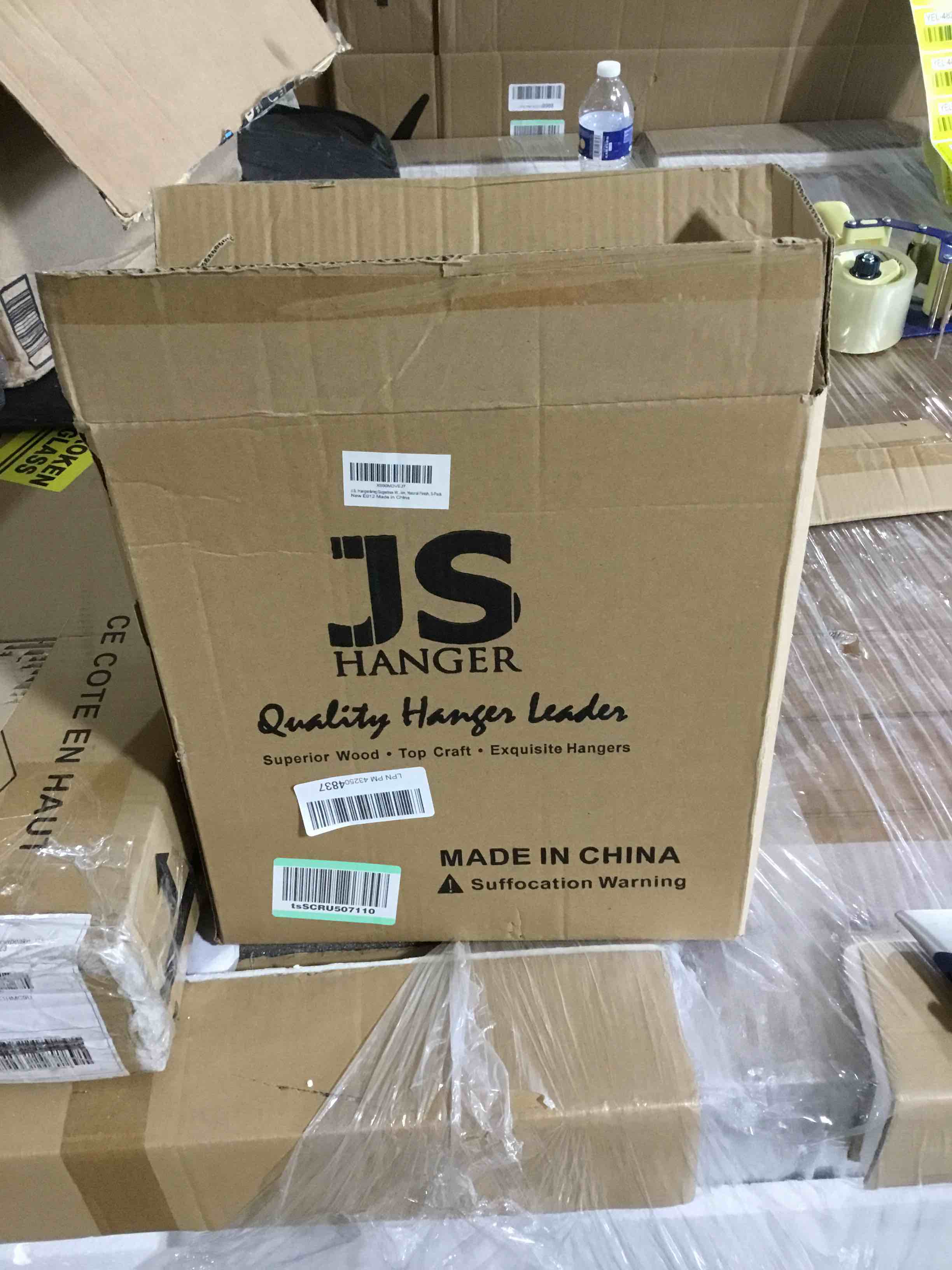 https://s3.amazonaws.com/lotting-images-prod/bidfta/GRN4811971_1686753837232.jpeg
