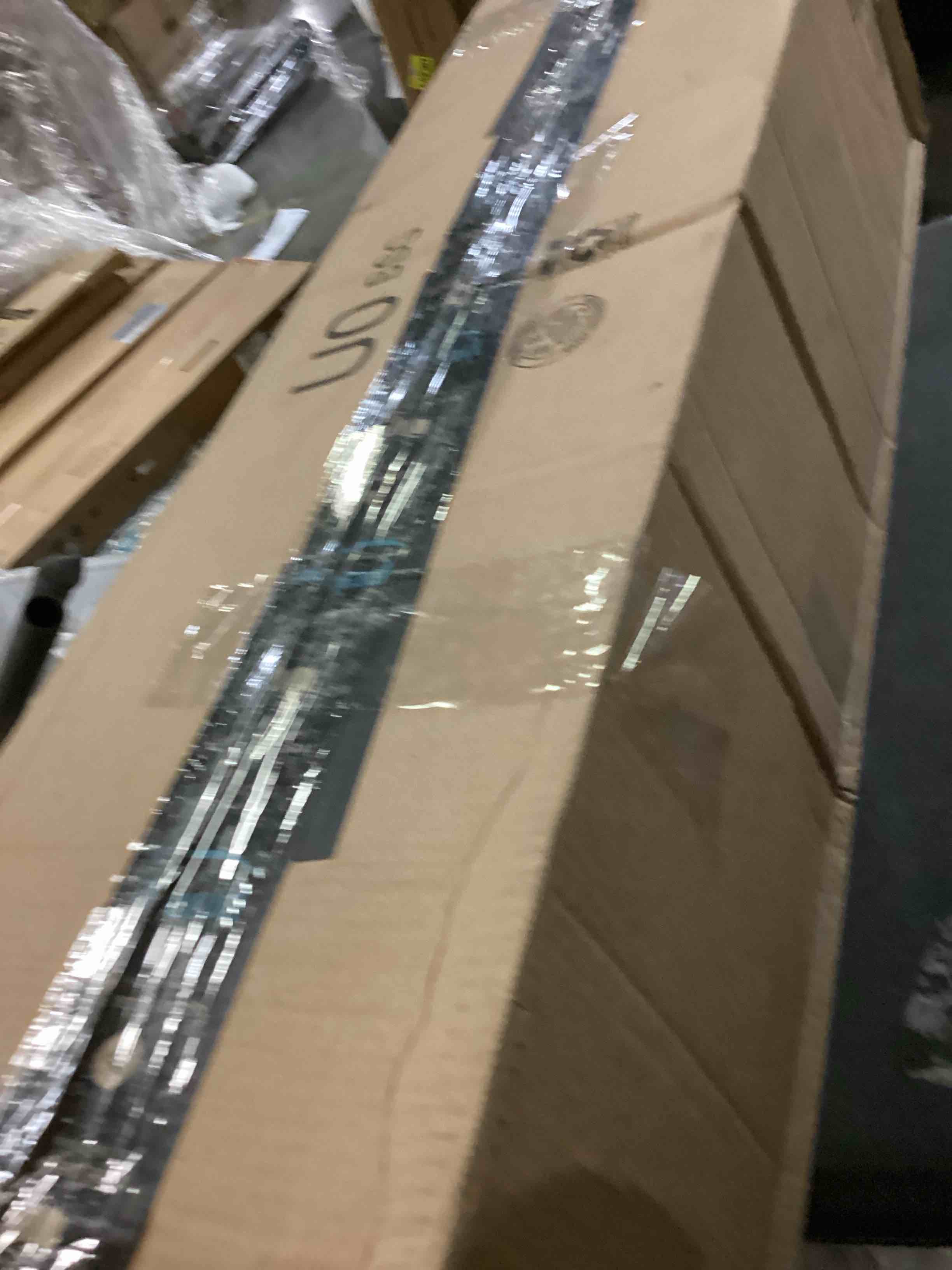 https://s3.amazonaws.com/lotting-images-prod/bidfta/GRN4820152_1723465429991.jpeg