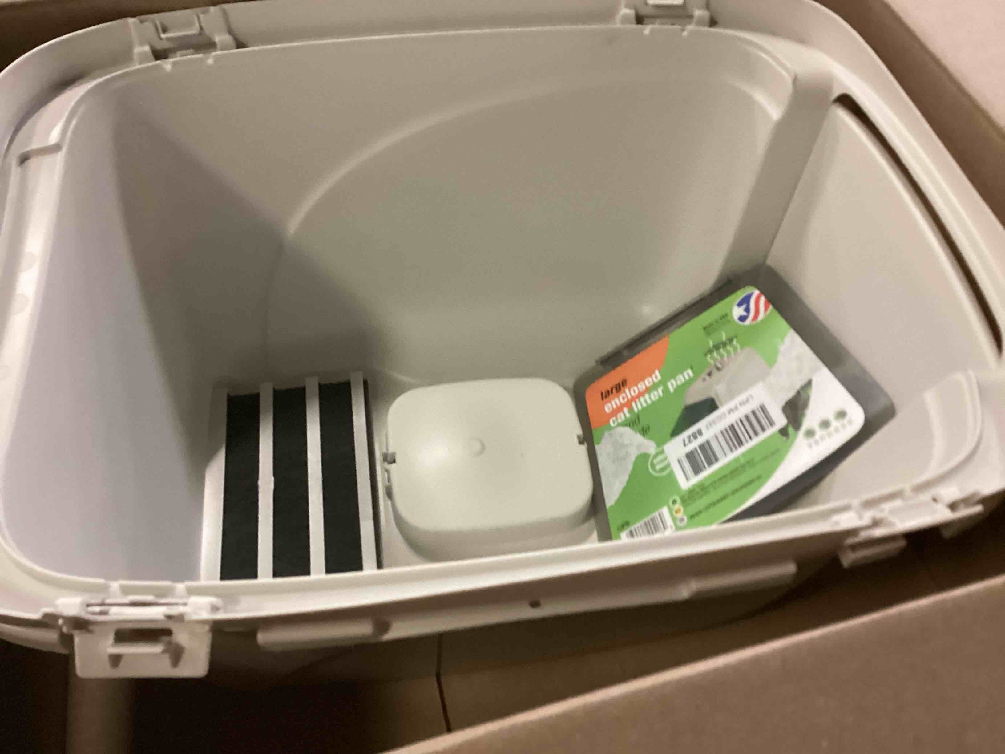 https://s3.amazonaws.com/lotting-images-prod/bidfta/GRN4820661_1723723933086.jpeg