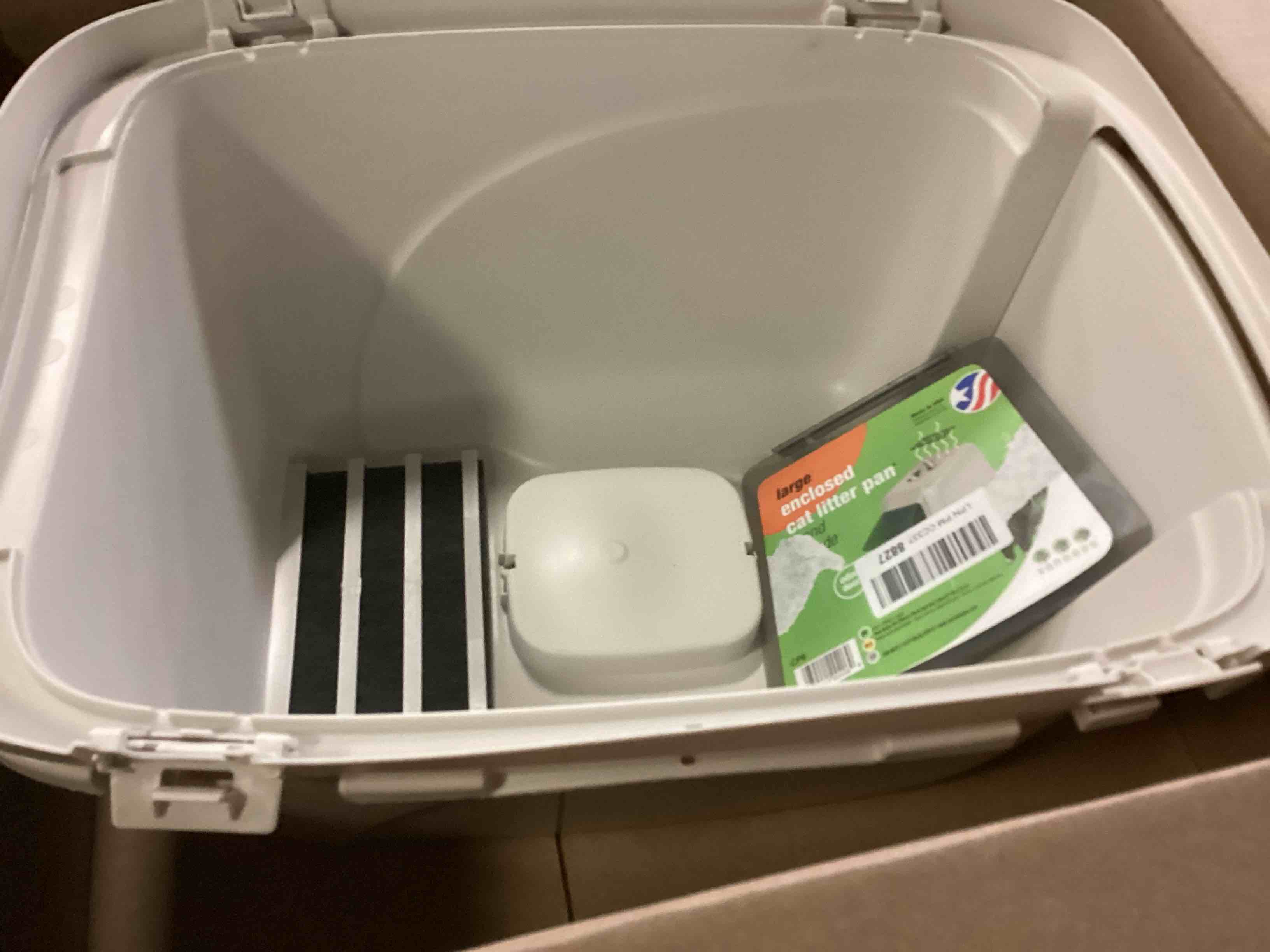 https://s3.amazonaws.com/lotting-images-prod/bidfta/GRN4820661_1723723934104.jpeg