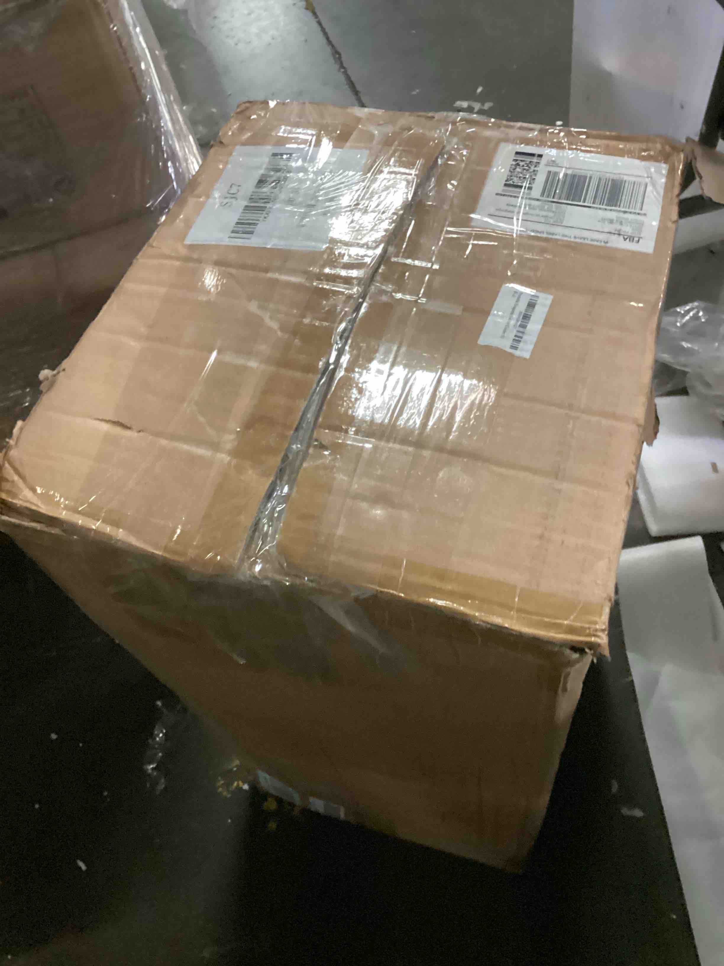 https://s3.amazonaws.com/lotting-images-prod/bidfta/GRN4821510_1722273753749.jpeg