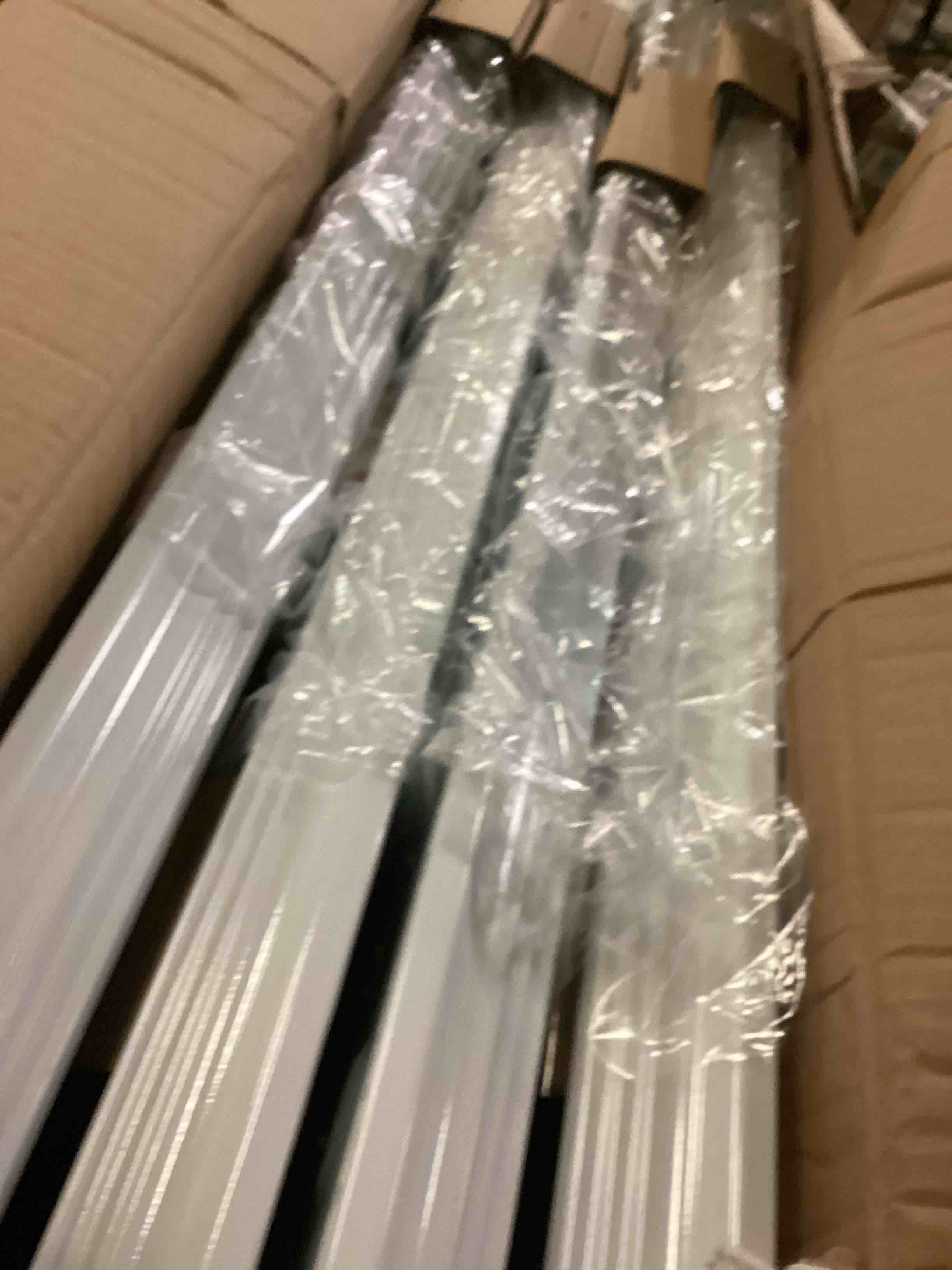 https://s3.amazonaws.com/lotting-images-prod/bidfta/GRN4821523_1722338305553.jpeg