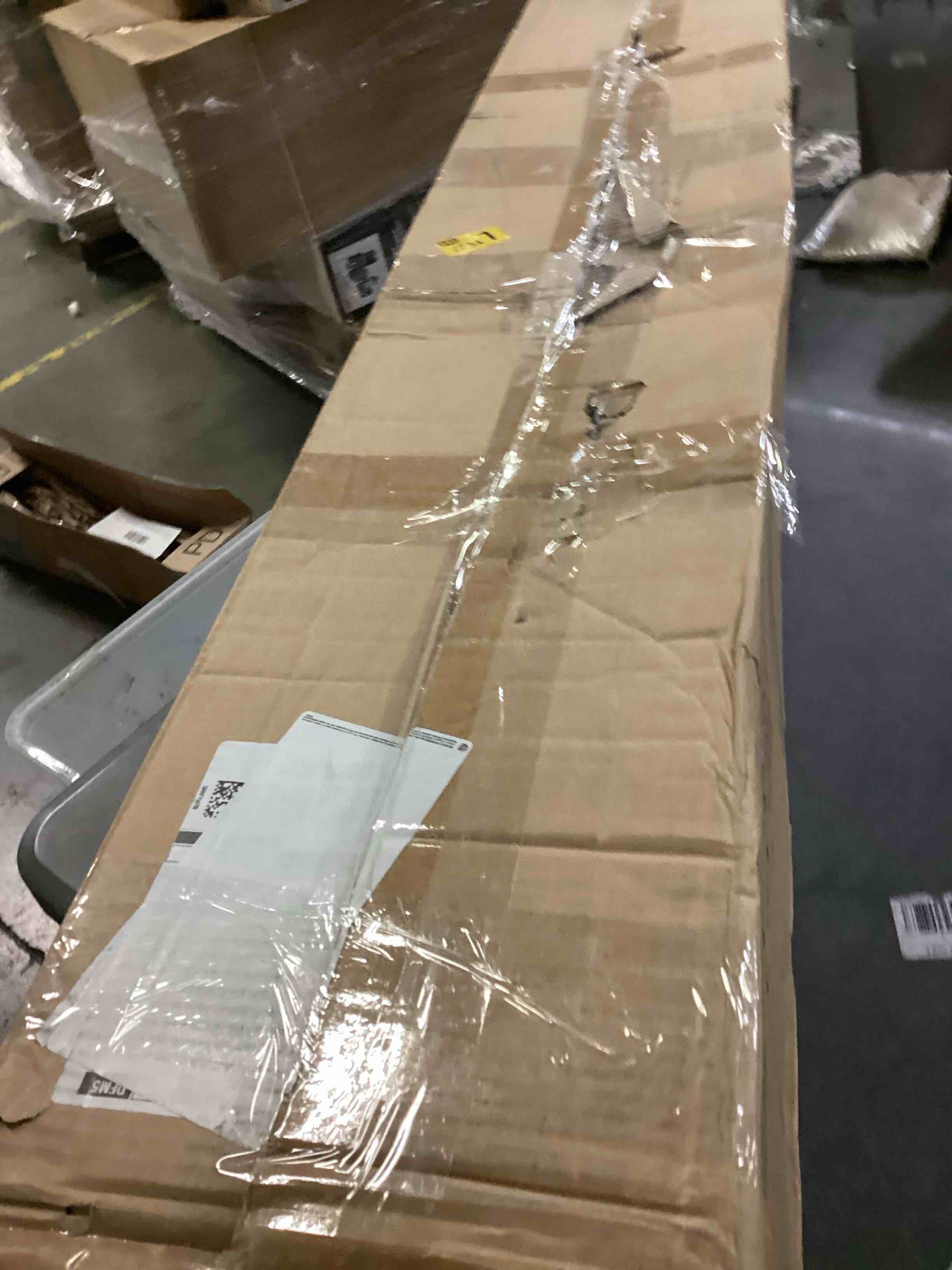 https://s3.amazonaws.com/lotting-images-prod/bidfta/GRN4821523_1722338343880.jpeg