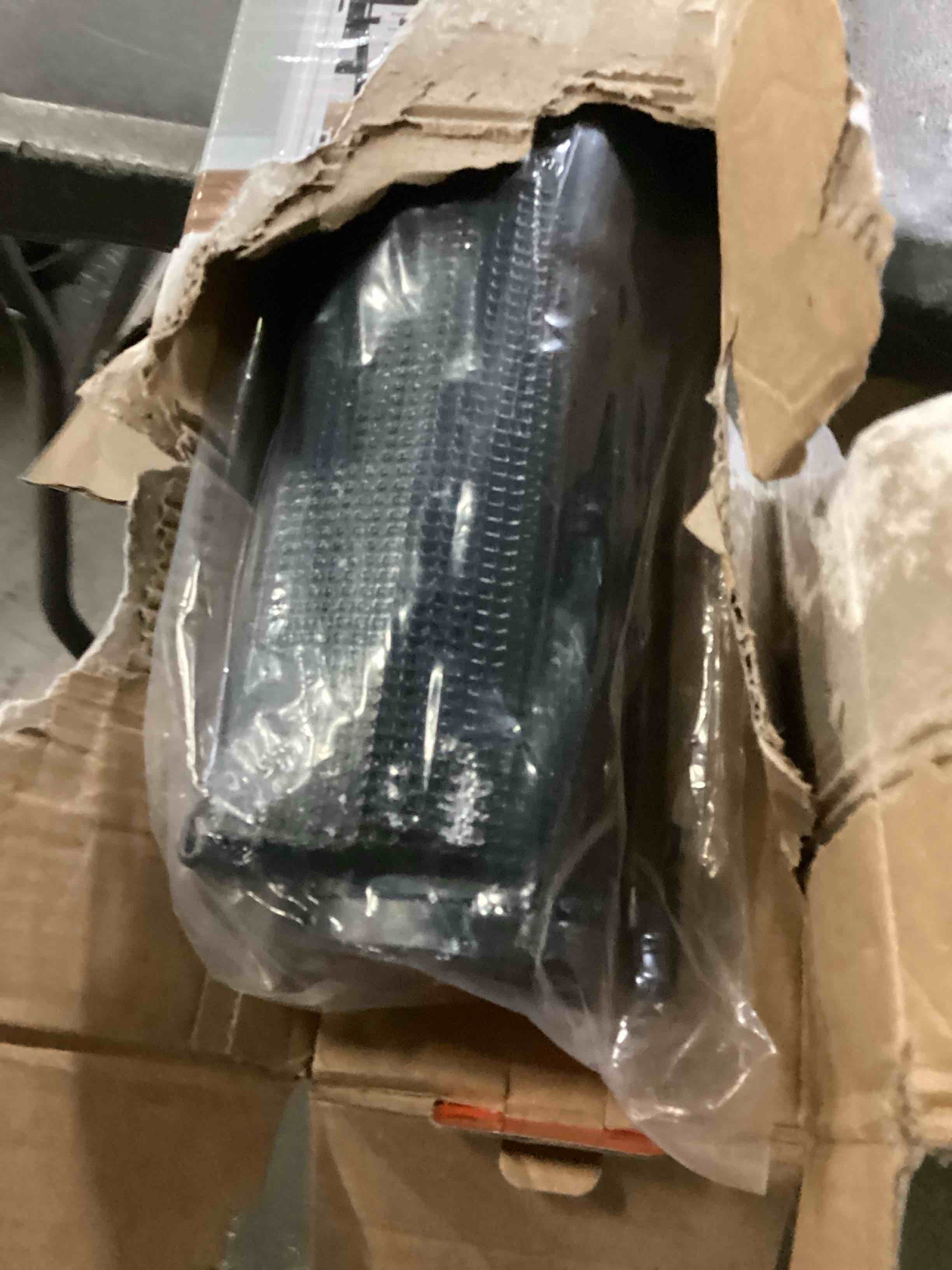 https://s3.amazonaws.com/lotting-images-prod/bidfta/GRN4821582_1722347346612.jpeg