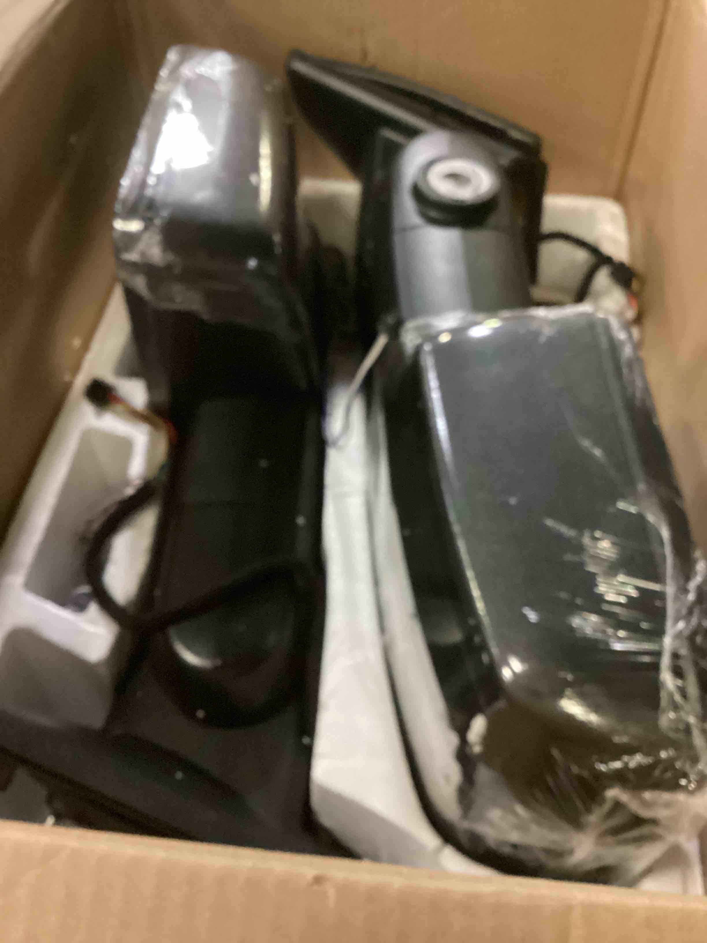 https://s3.amazonaws.com/lotting-images-prod/bidfta/GRN4821585_1722346677241.jpeg